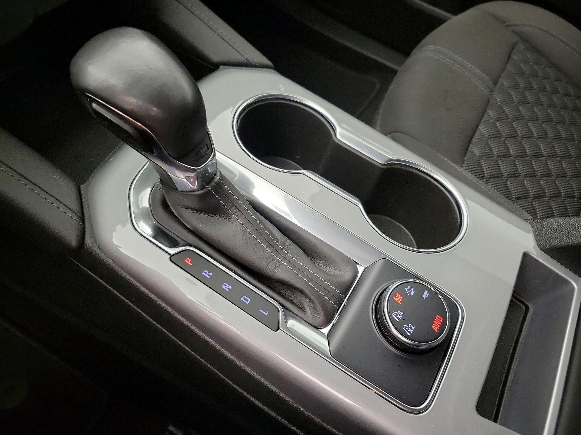 Thumbnail: 2019 Chevrolet Blazer - 17