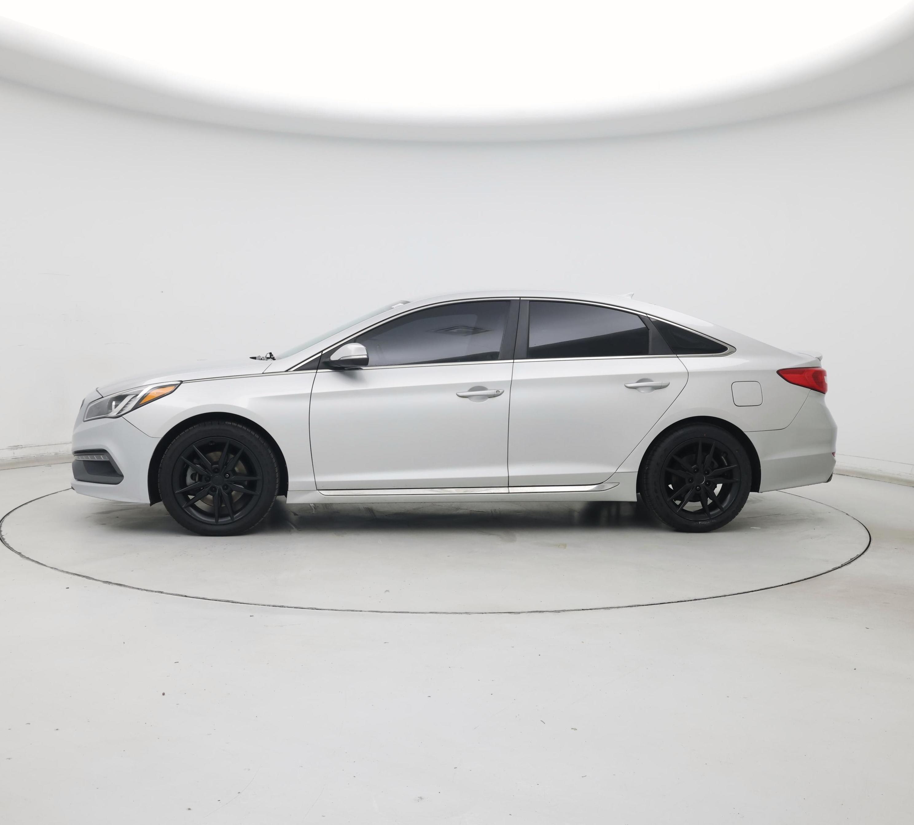 Thumbnail: 2017 Hyundai Sonata - 3