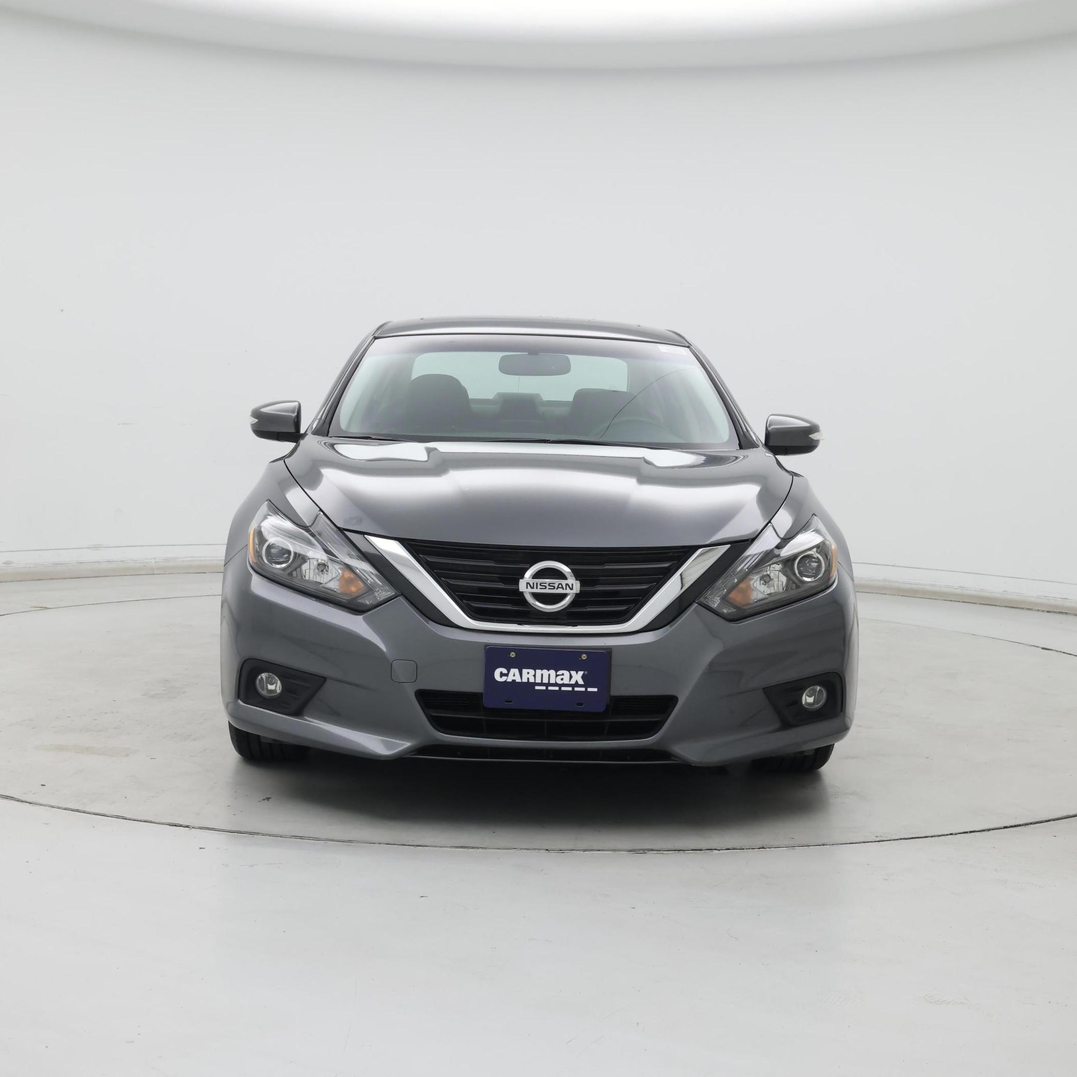 Thumbnail: 2017 Nissan Altima - 5