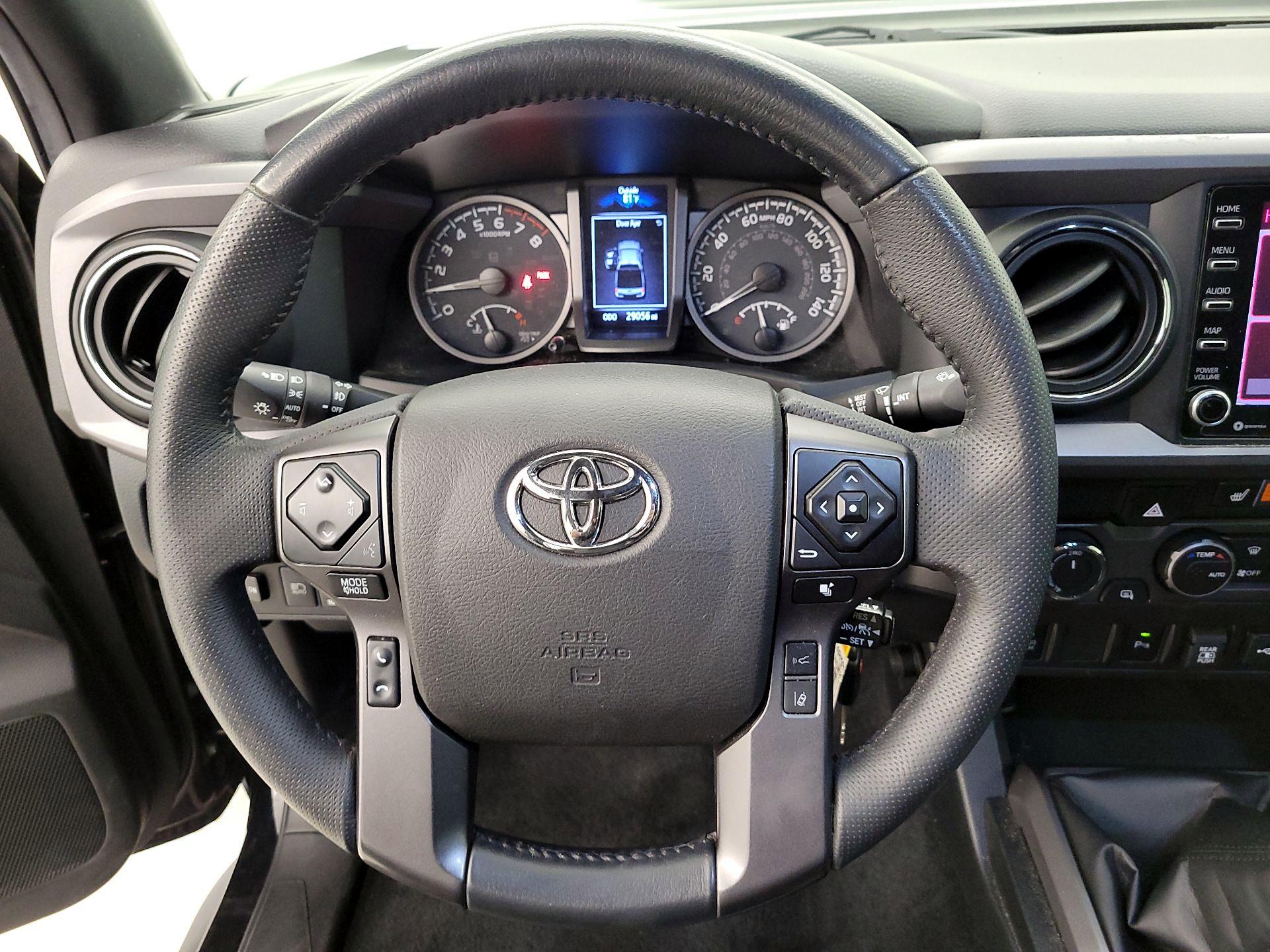 Thumbnail: 2022 Toyota Tacoma - 10