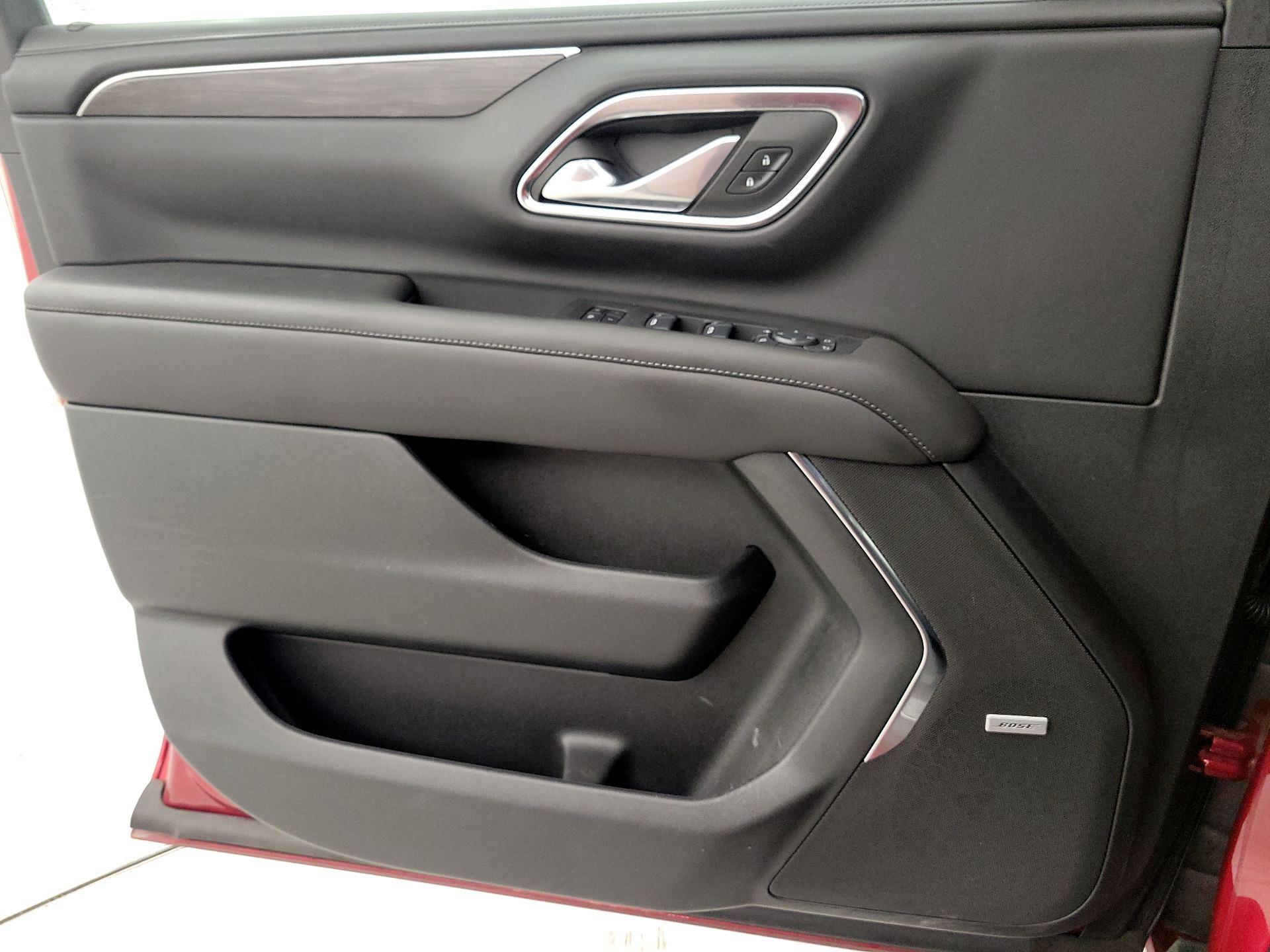 Thumbnail: 2024 Chevrolet Tahoe - 12