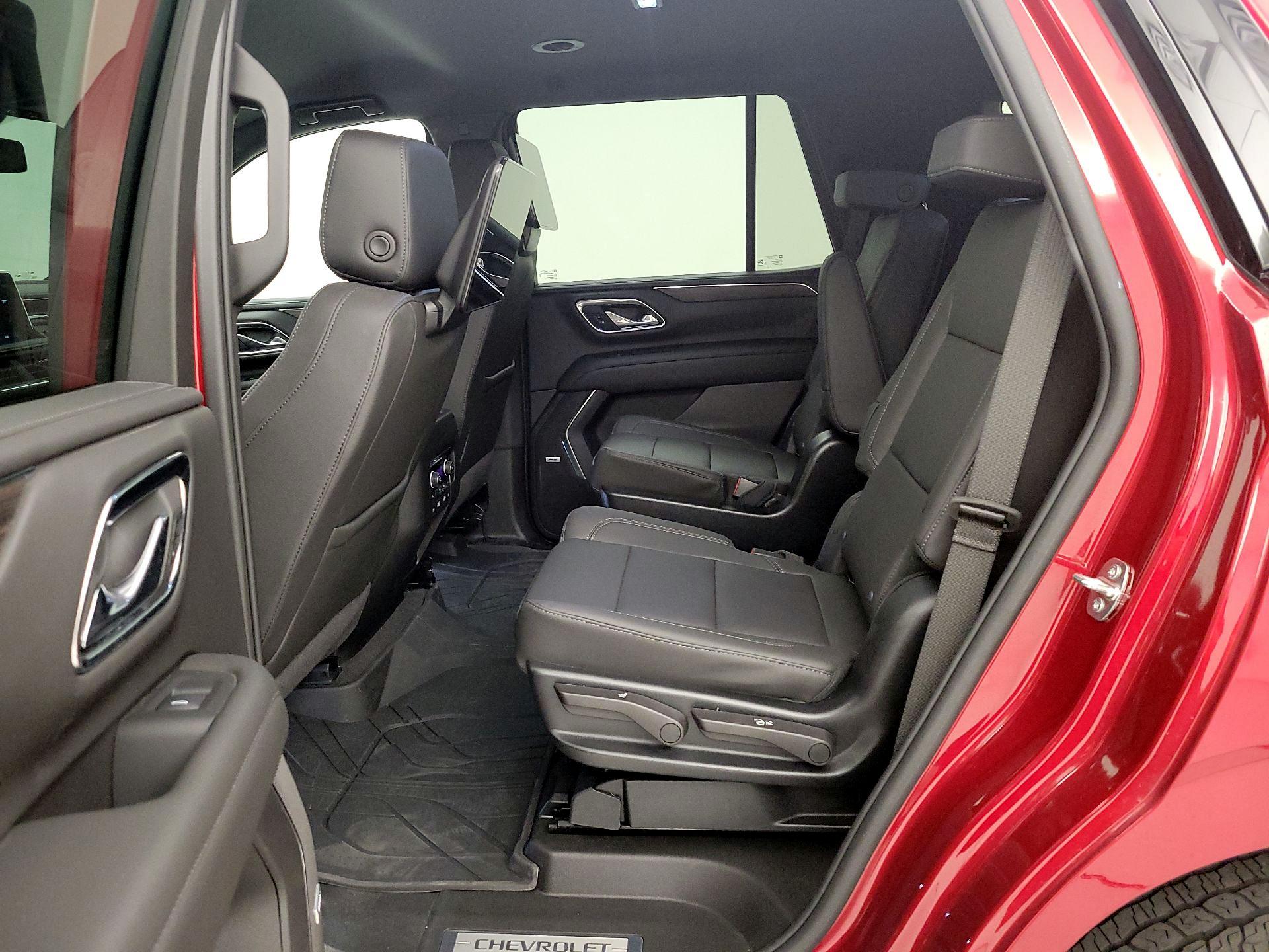 Thumbnail: 2024 Chevrolet Tahoe - 19