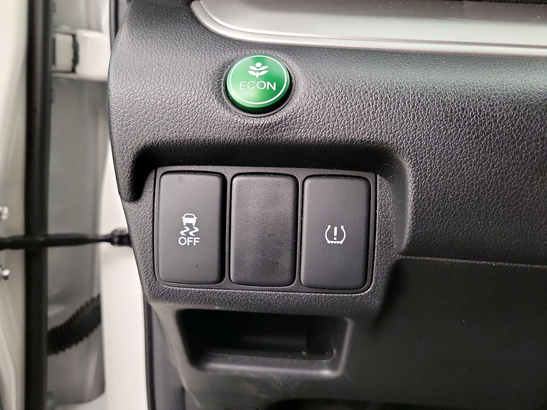 Thumbnail: 2016 Honda CR-V - 13