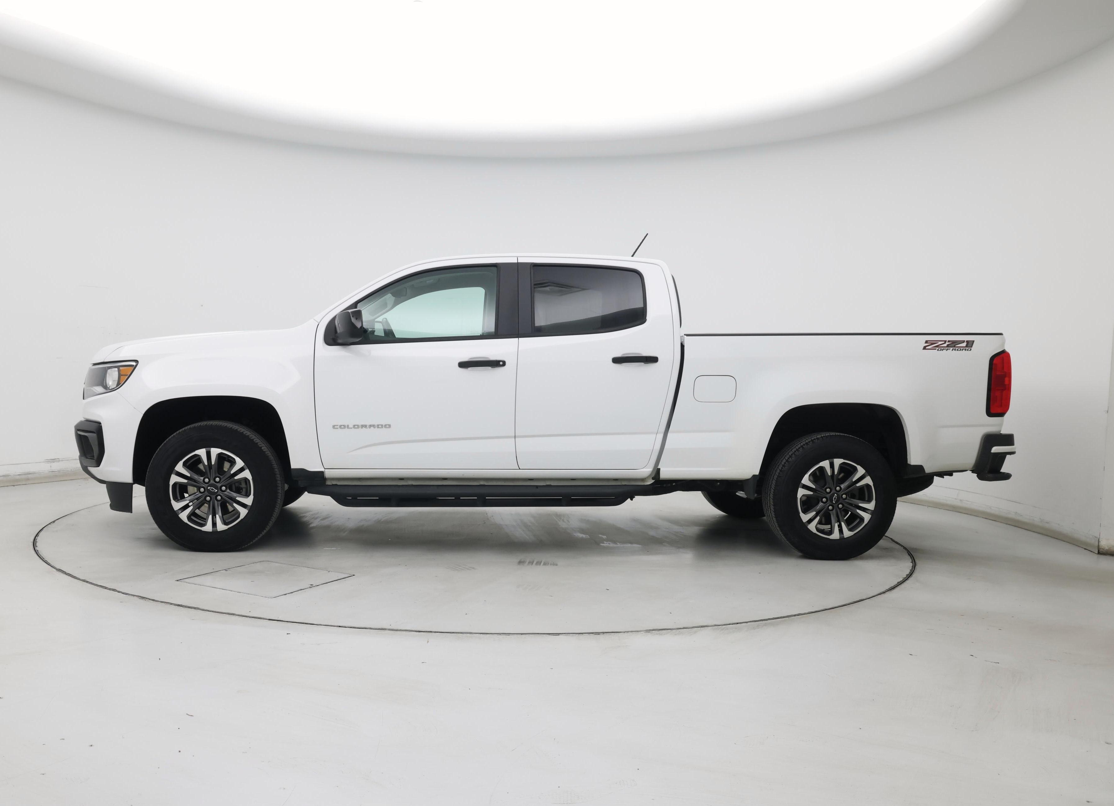 Thumbnail: 2021 Chevrolet Colorado - 3
