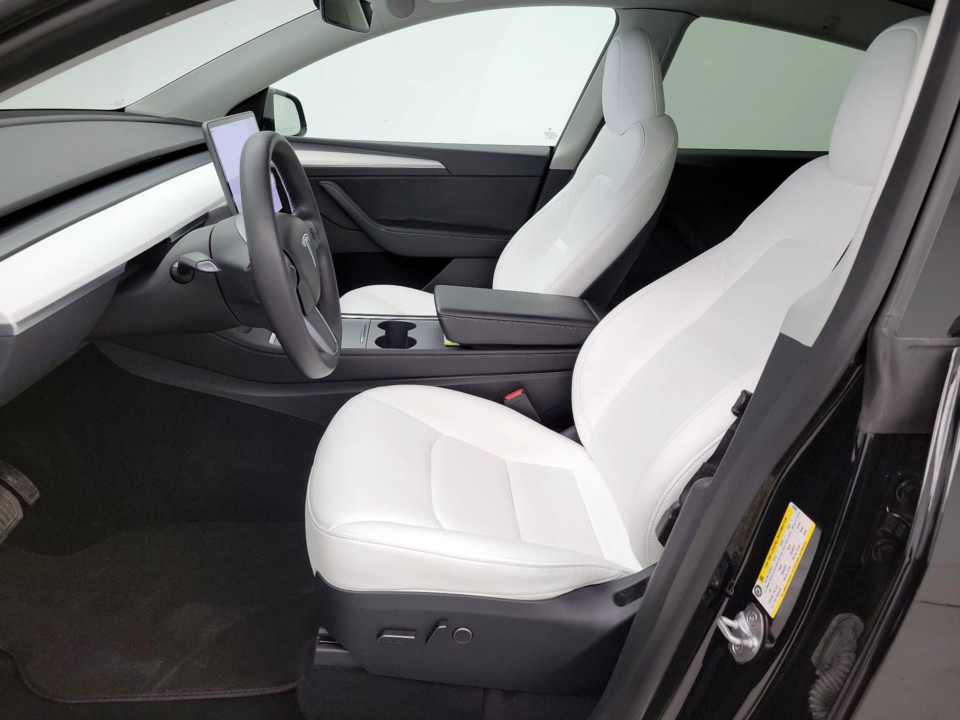 Thumbnail: 2023 Tesla Model Y - 11