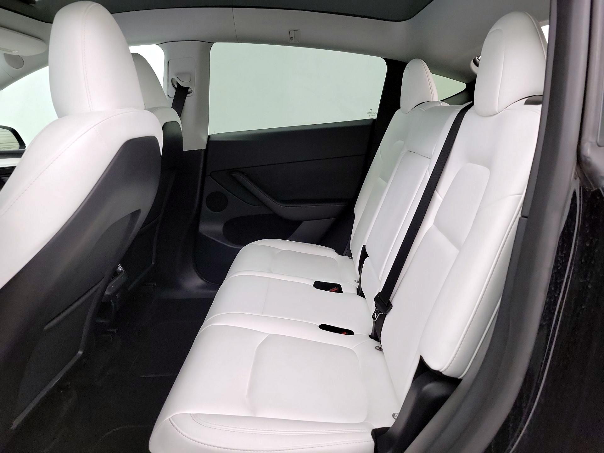 Thumbnail: 2023 Tesla Model Y - 18