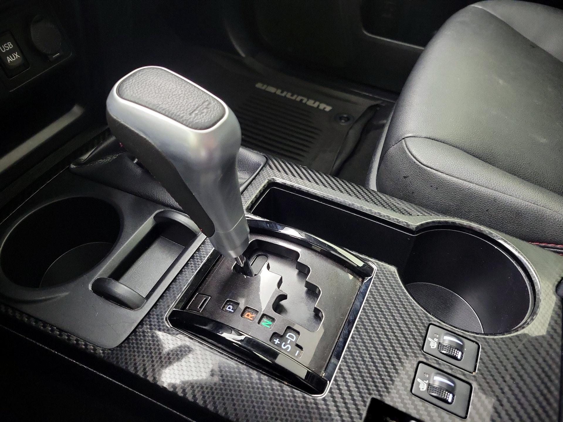 Thumbnail: 2019 Toyota 4Runner - 18