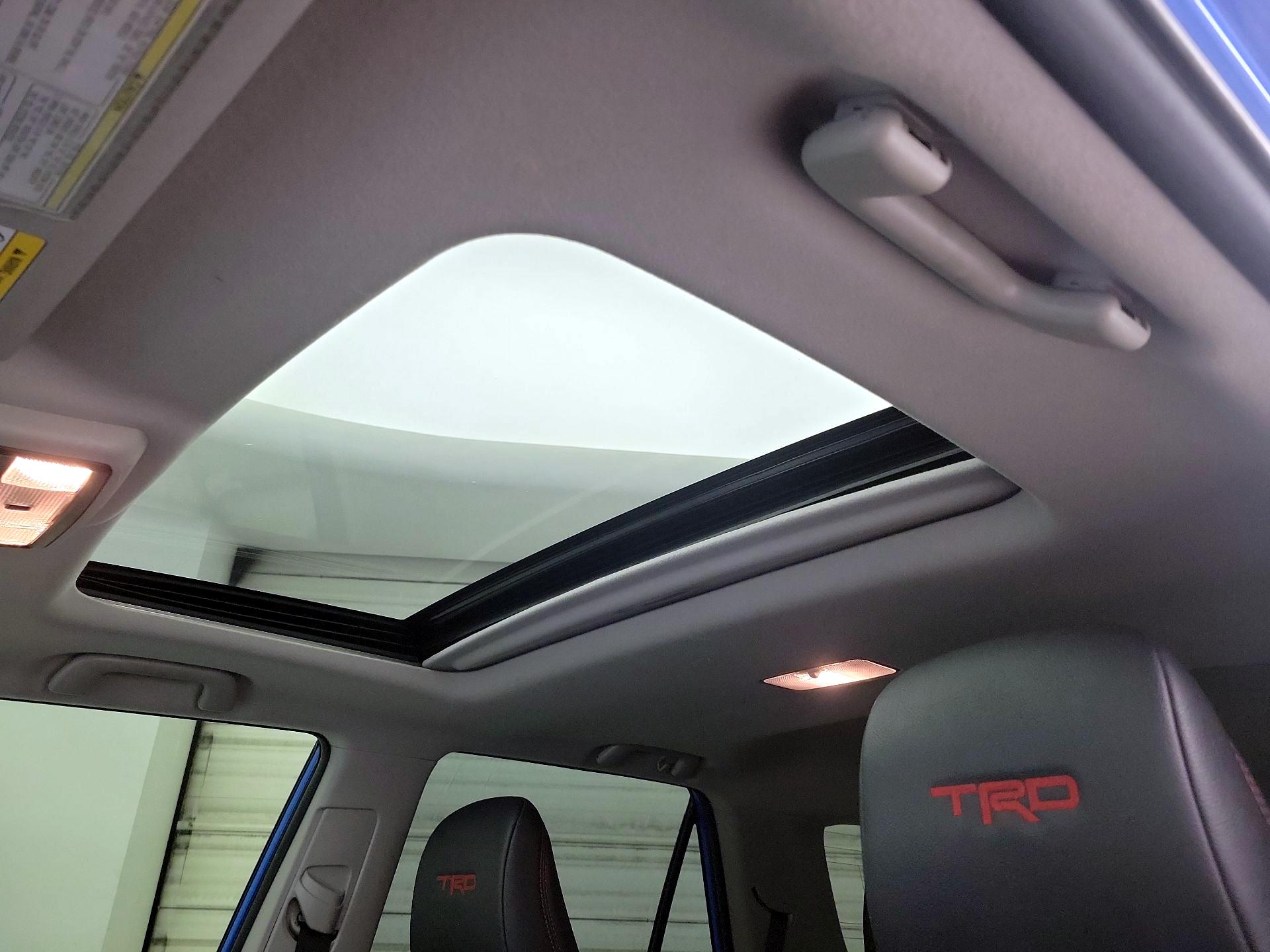 Thumbnail: 2019 Toyota 4Runner - 20