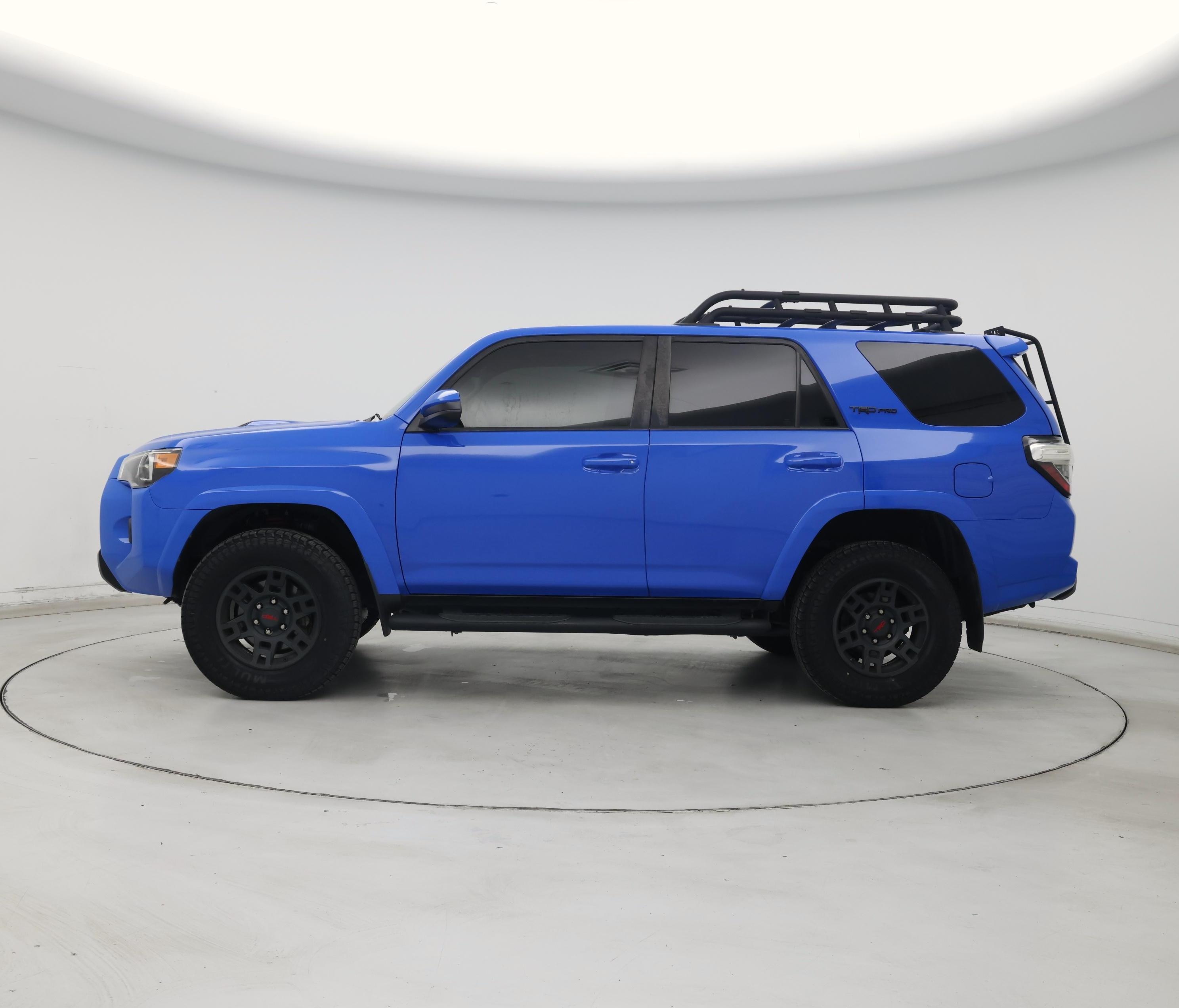 Thumbnail: 2019 Toyota 4Runner - 3