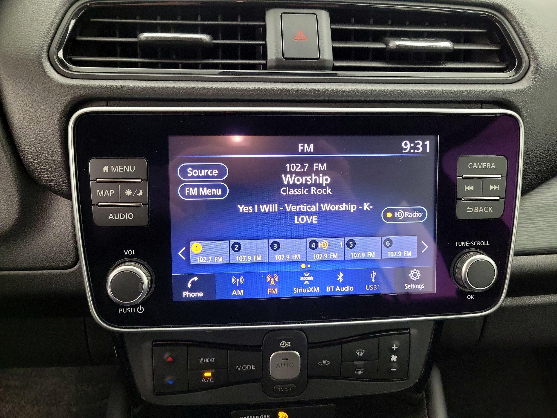 Thumbnail: 2020 Nissan Leaf - 16