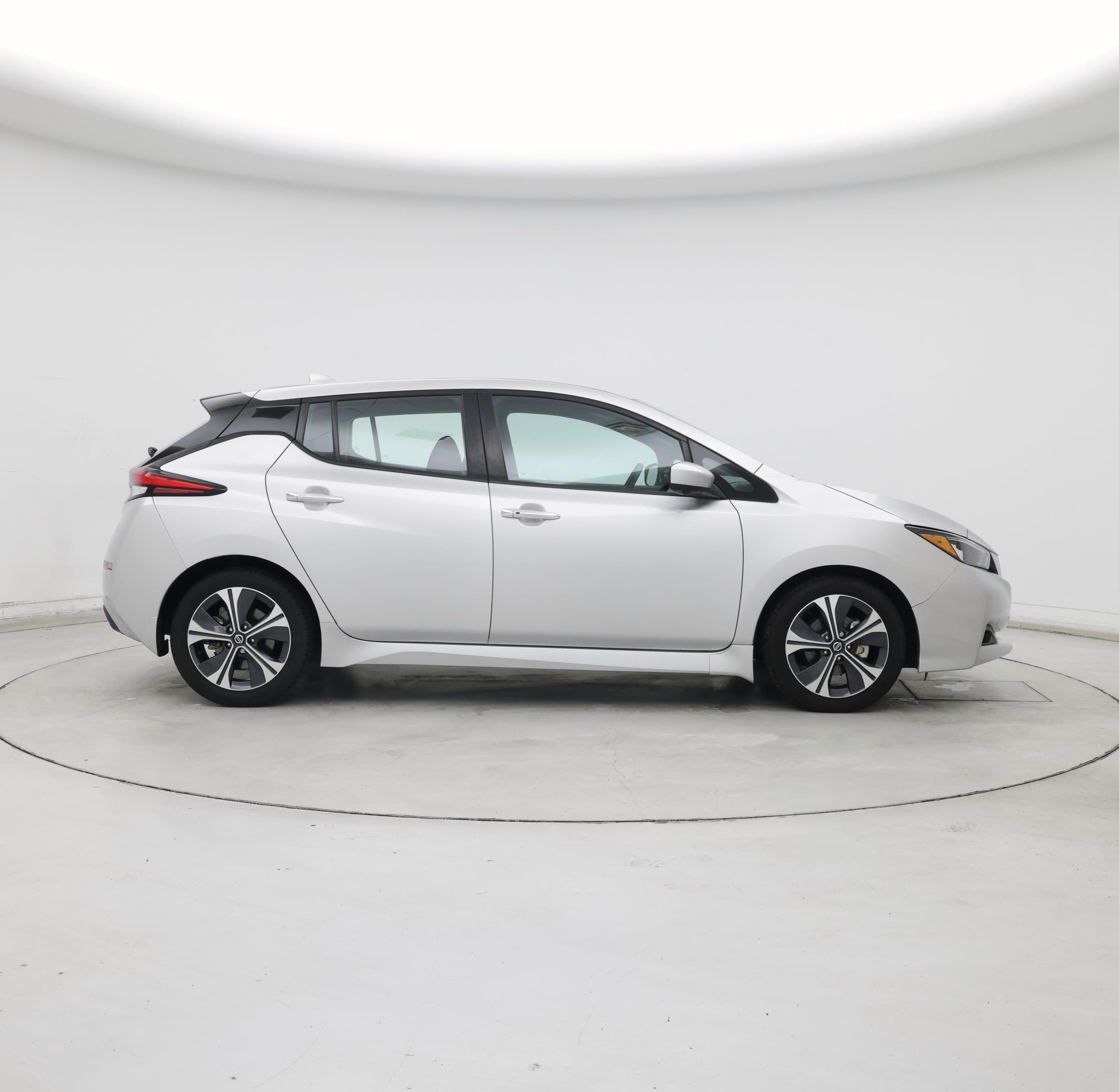 Thumbnail: 2020 Nissan Leaf - 7