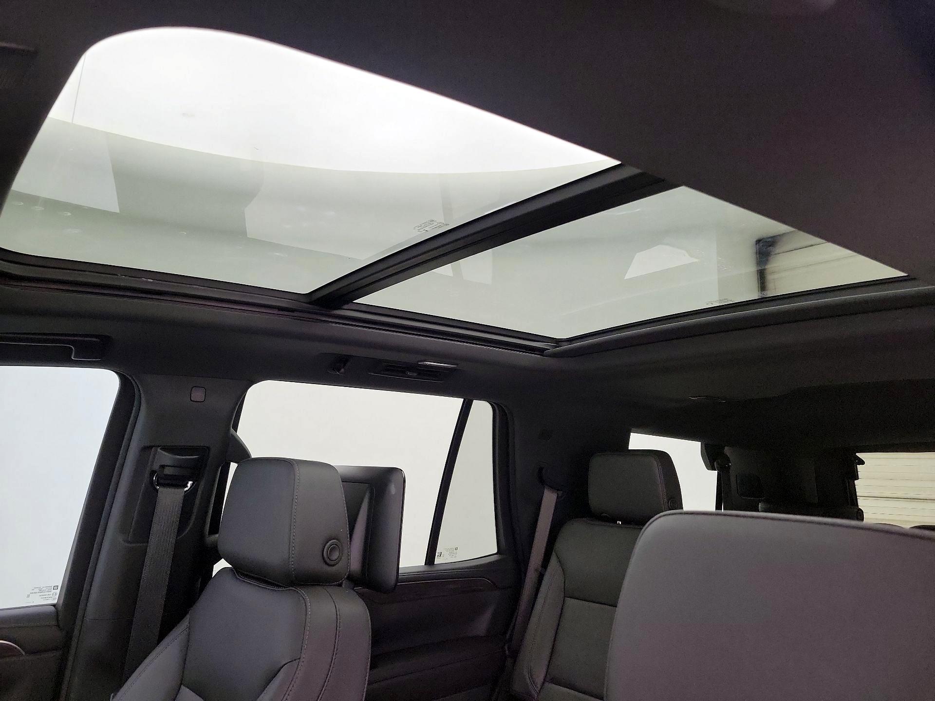 Thumbnail: 2024 Chevrolet Tahoe - 19