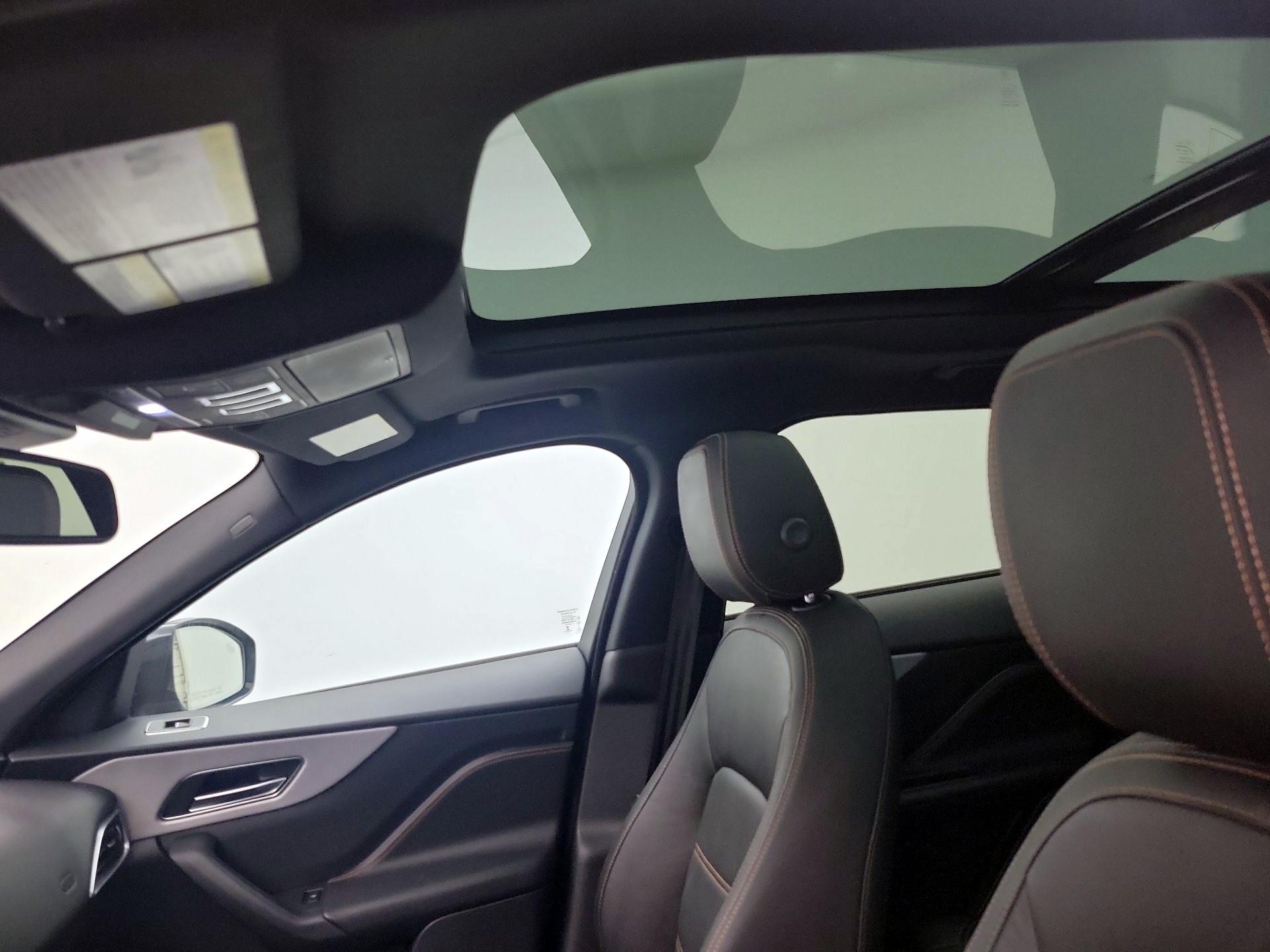 Thumbnail: 2018 Jaguar F-Pace - 20