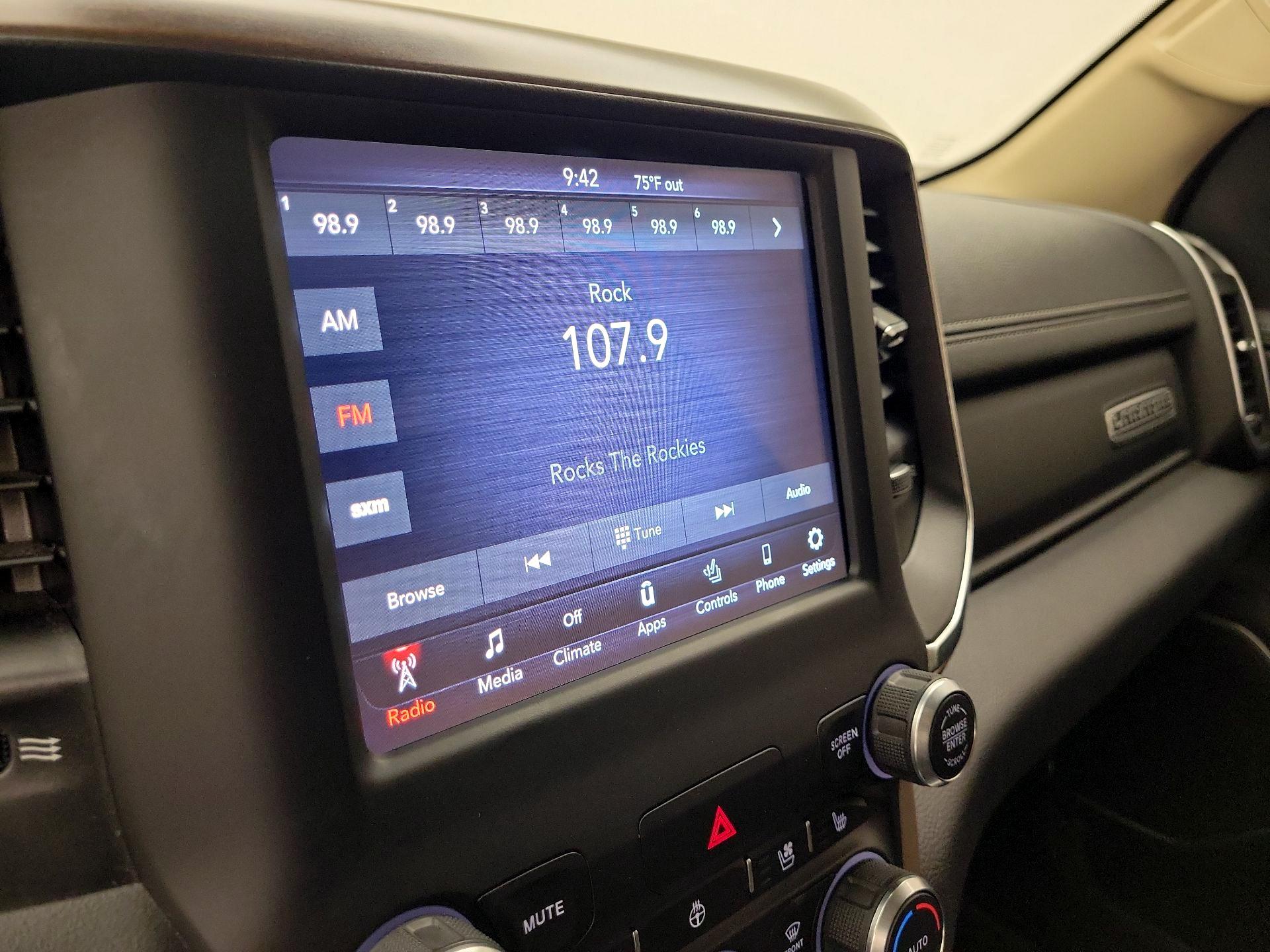 Thumbnail: 2021 RAM 1500 - 15