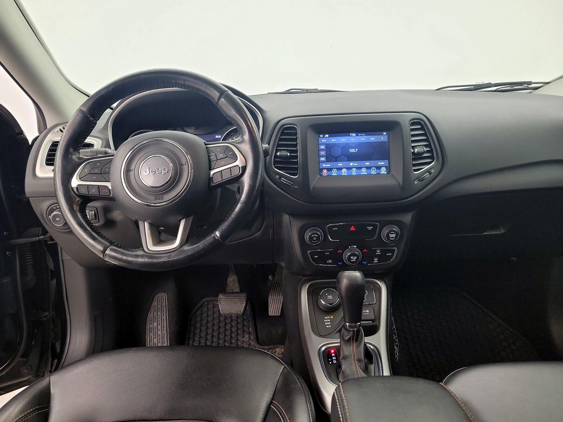 Thumbnail: 2019 Jeep Compass - 9