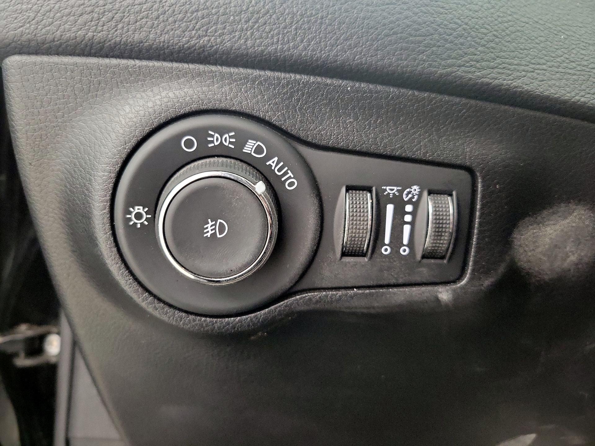 Thumbnail: 2019 Jeep Compass - 13