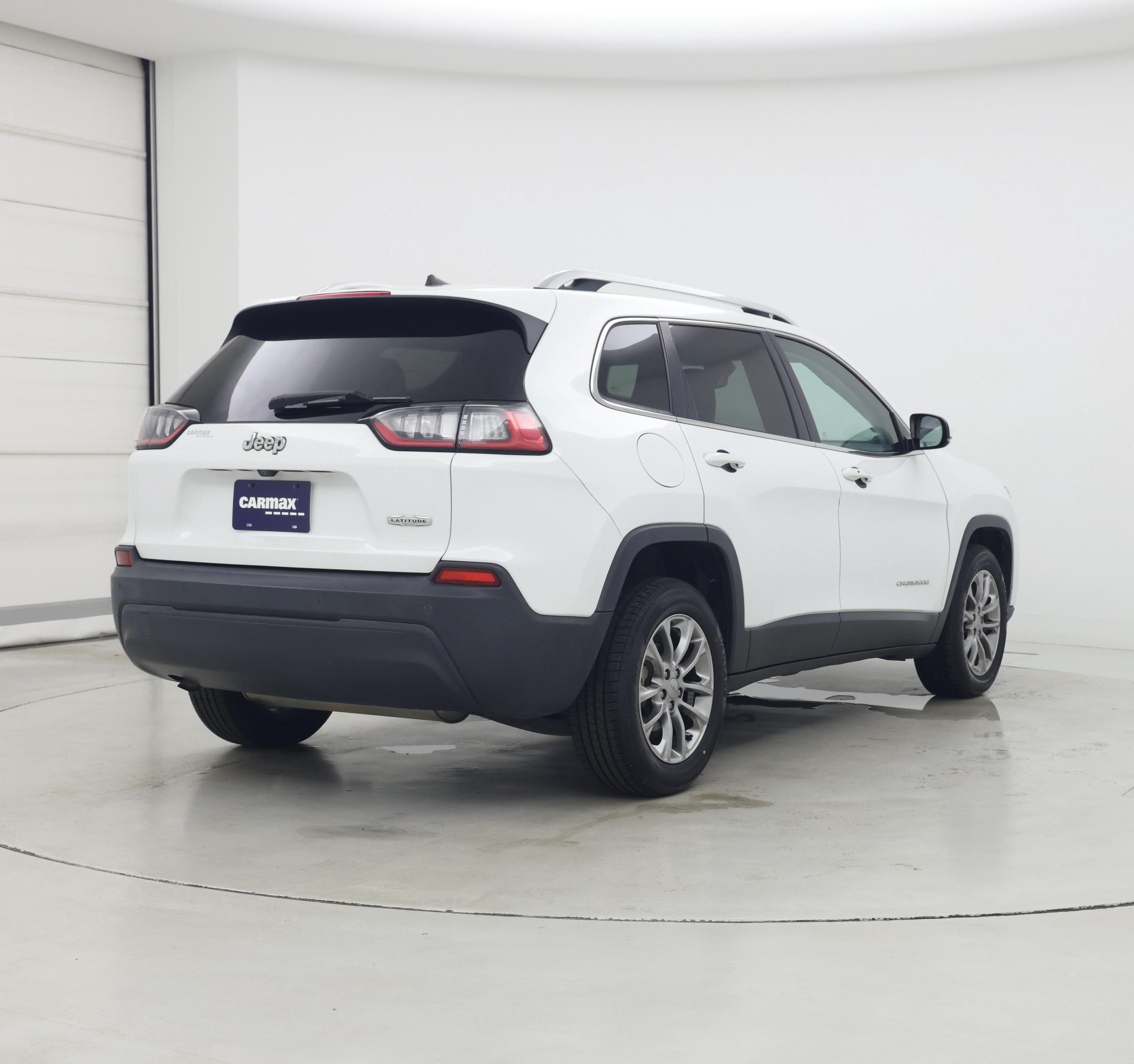 Thumbnail: 2019 Jeep Cherokee - 8