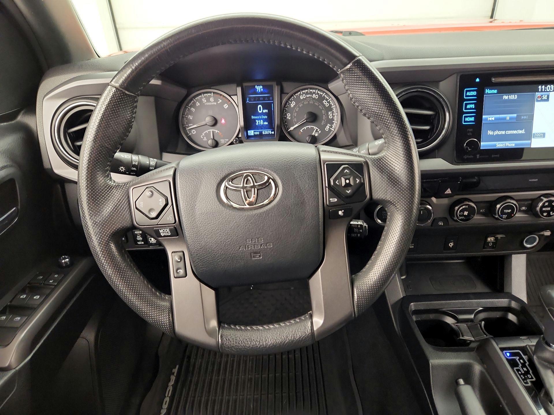 Thumbnail: 2017 Toyota Tacoma - 10