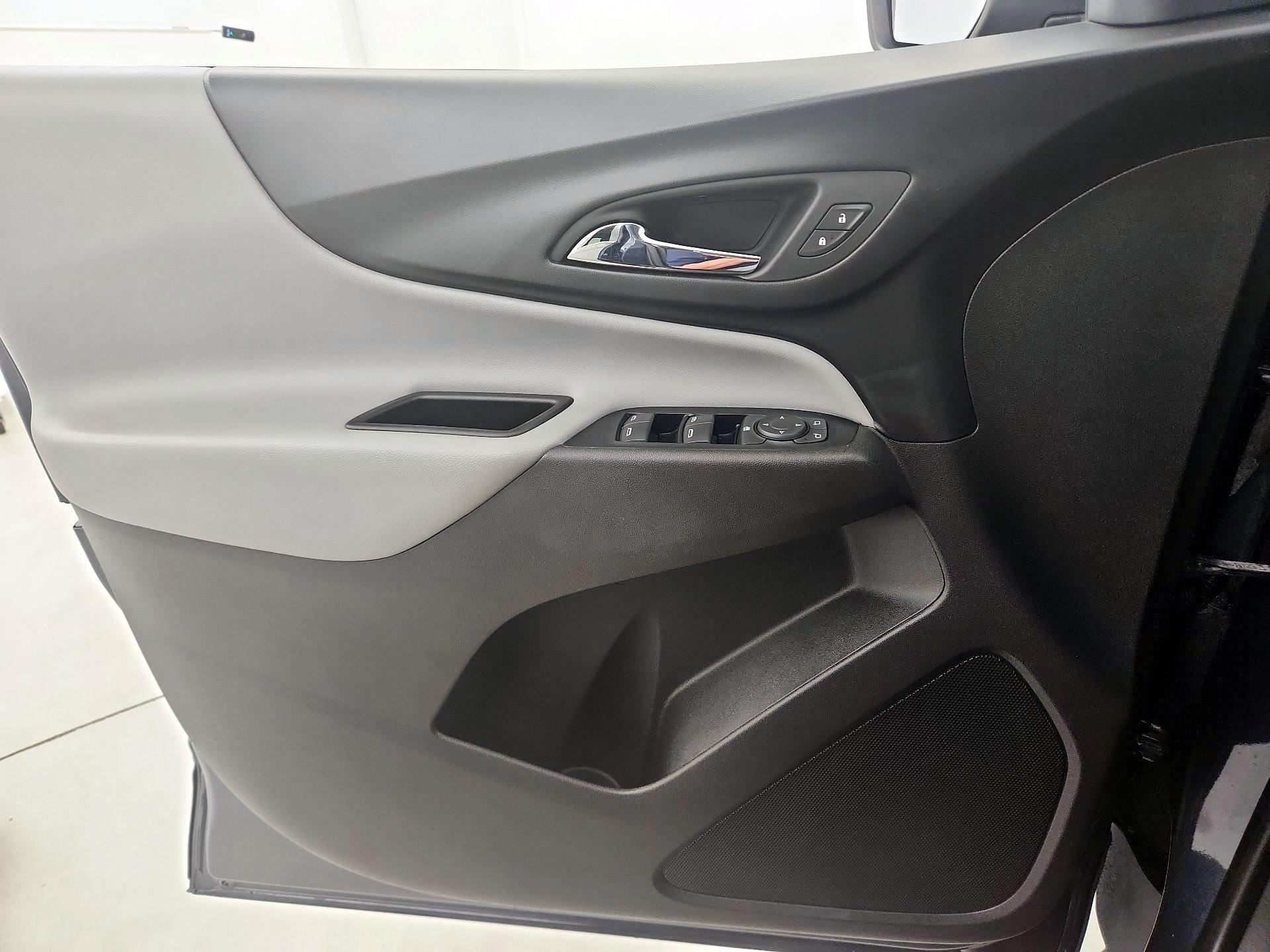 Thumbnail: 2019 Chevrolet Equinox - 12