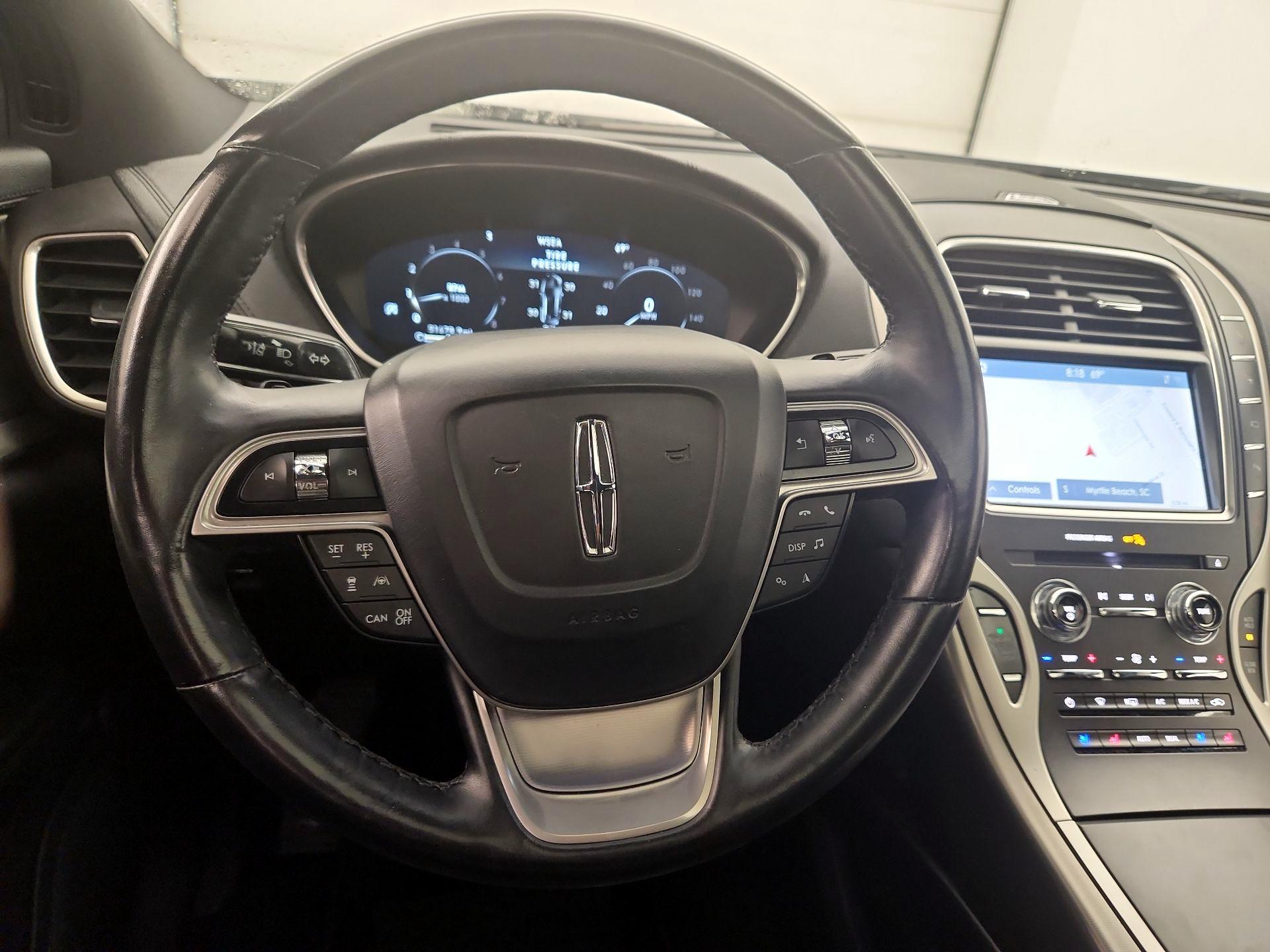 Thumbnail: 2020 Lincoln Nautilus - 10