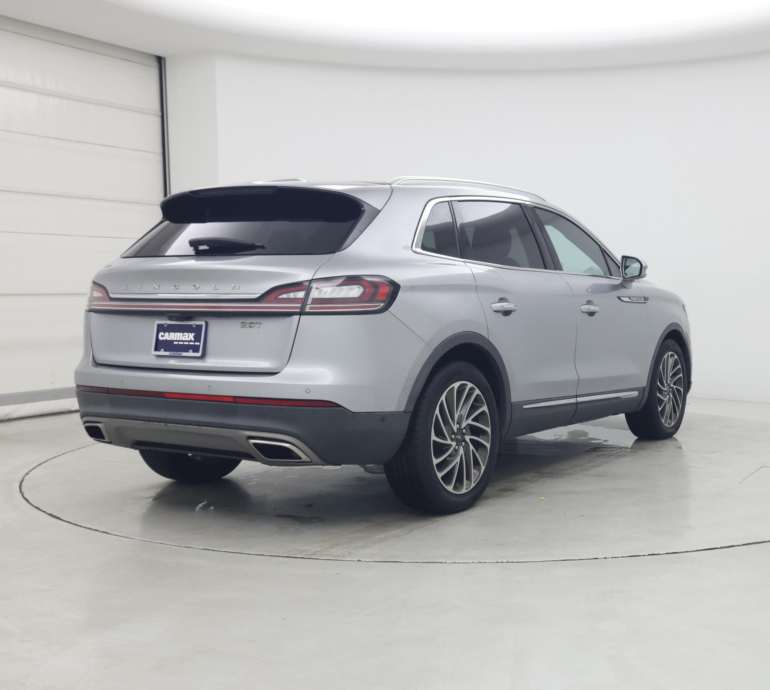 Thumbnail: 2020 Lincoln Nautilus - 8