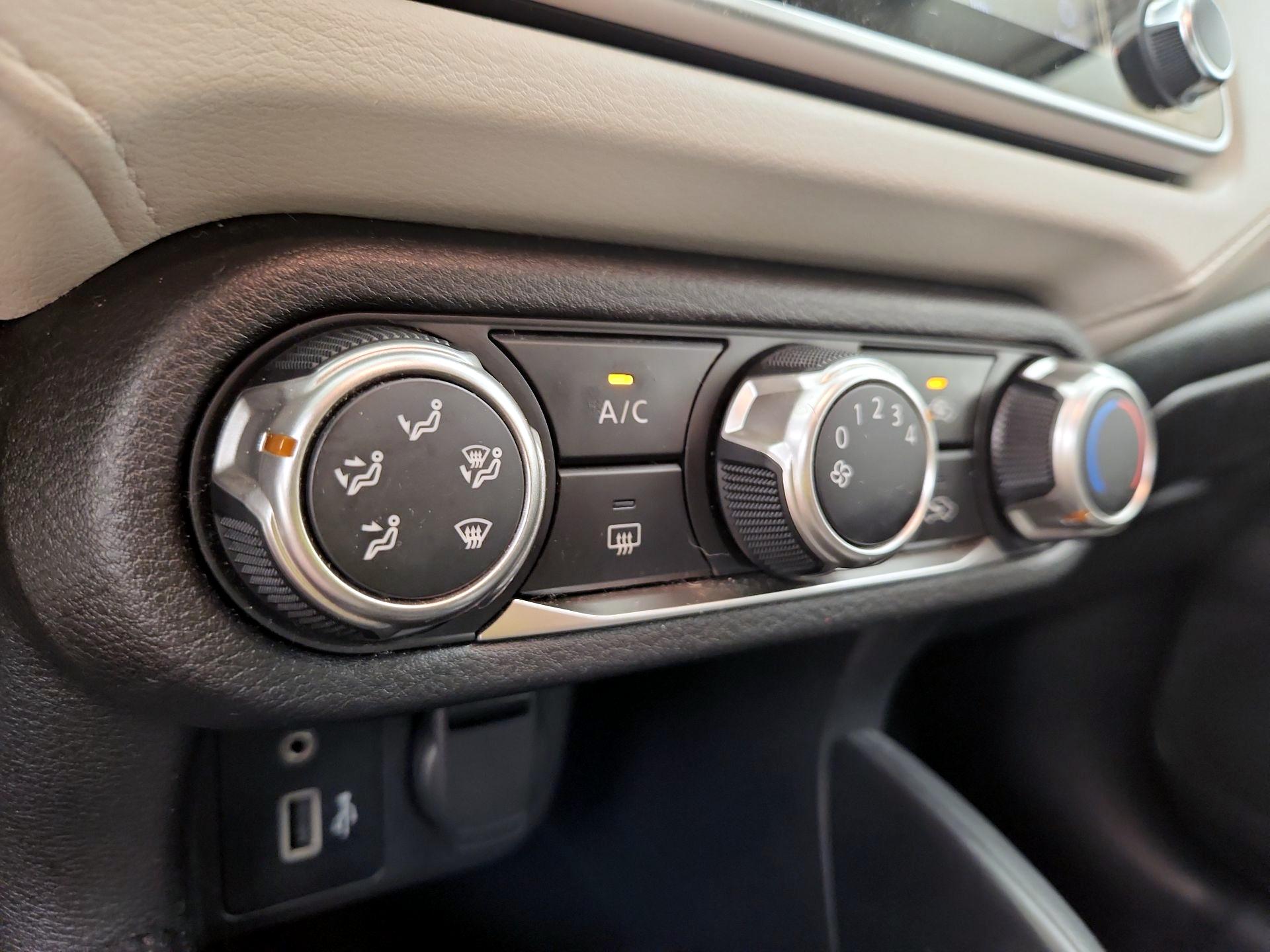 Thumbnail: 2021 Nissan Versa - 15