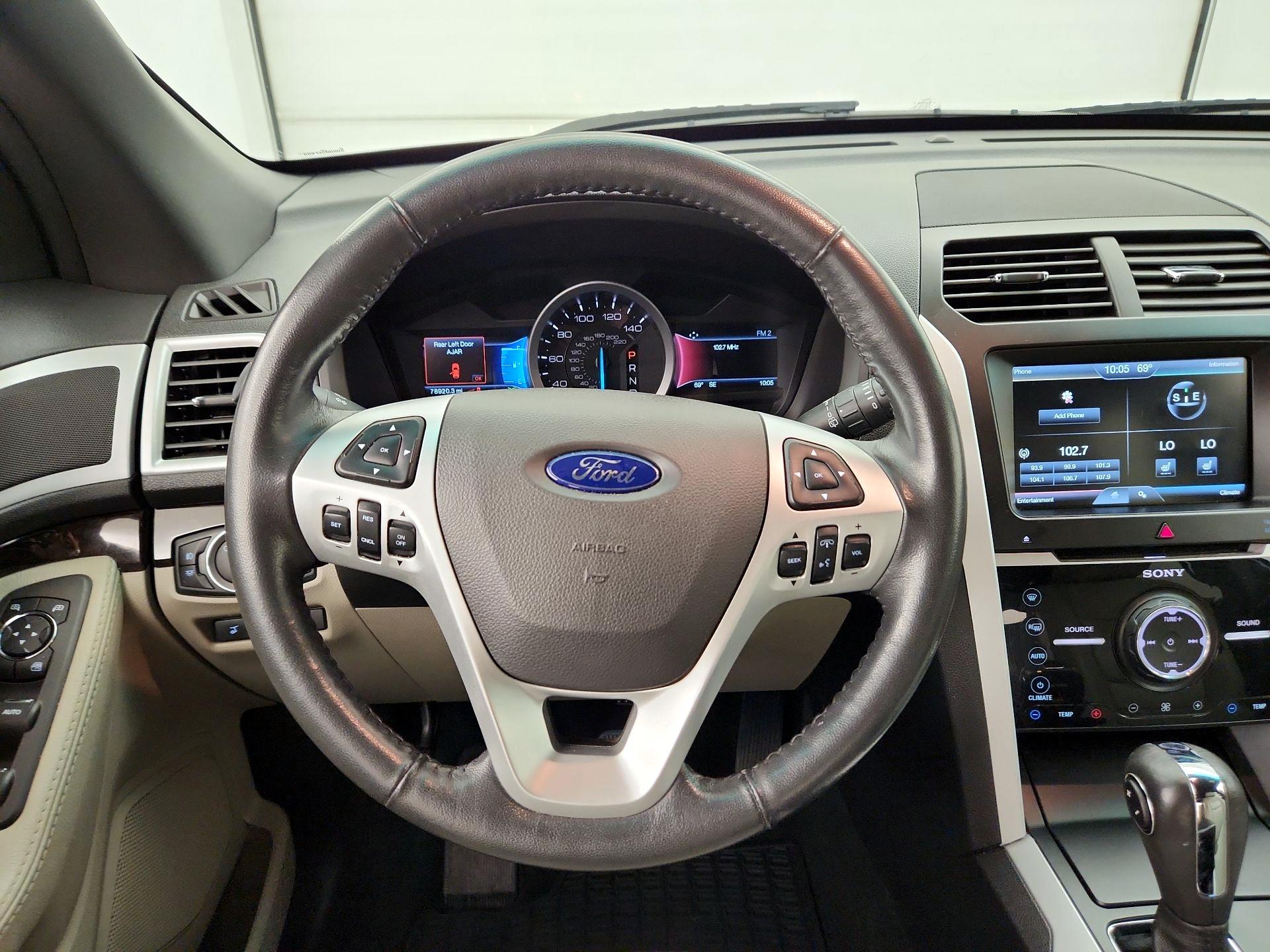 Thumbnail: 2014 Ford Explorer - 10