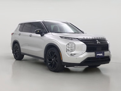Silver 2022 Mitsubishi Outlander Black Edition