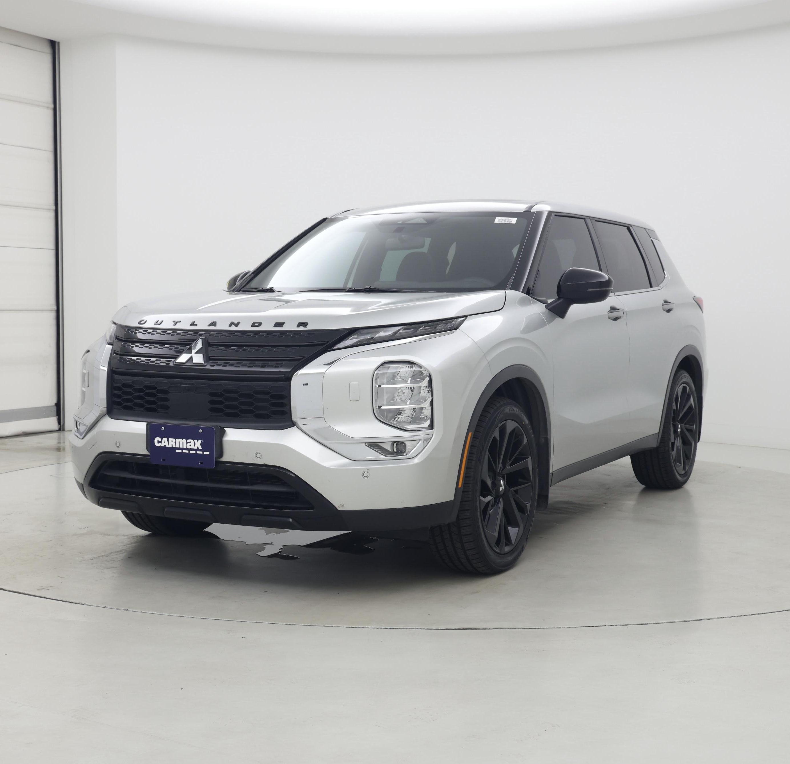 Thumbnail: 2022 Mitsubishi Outlander - 4