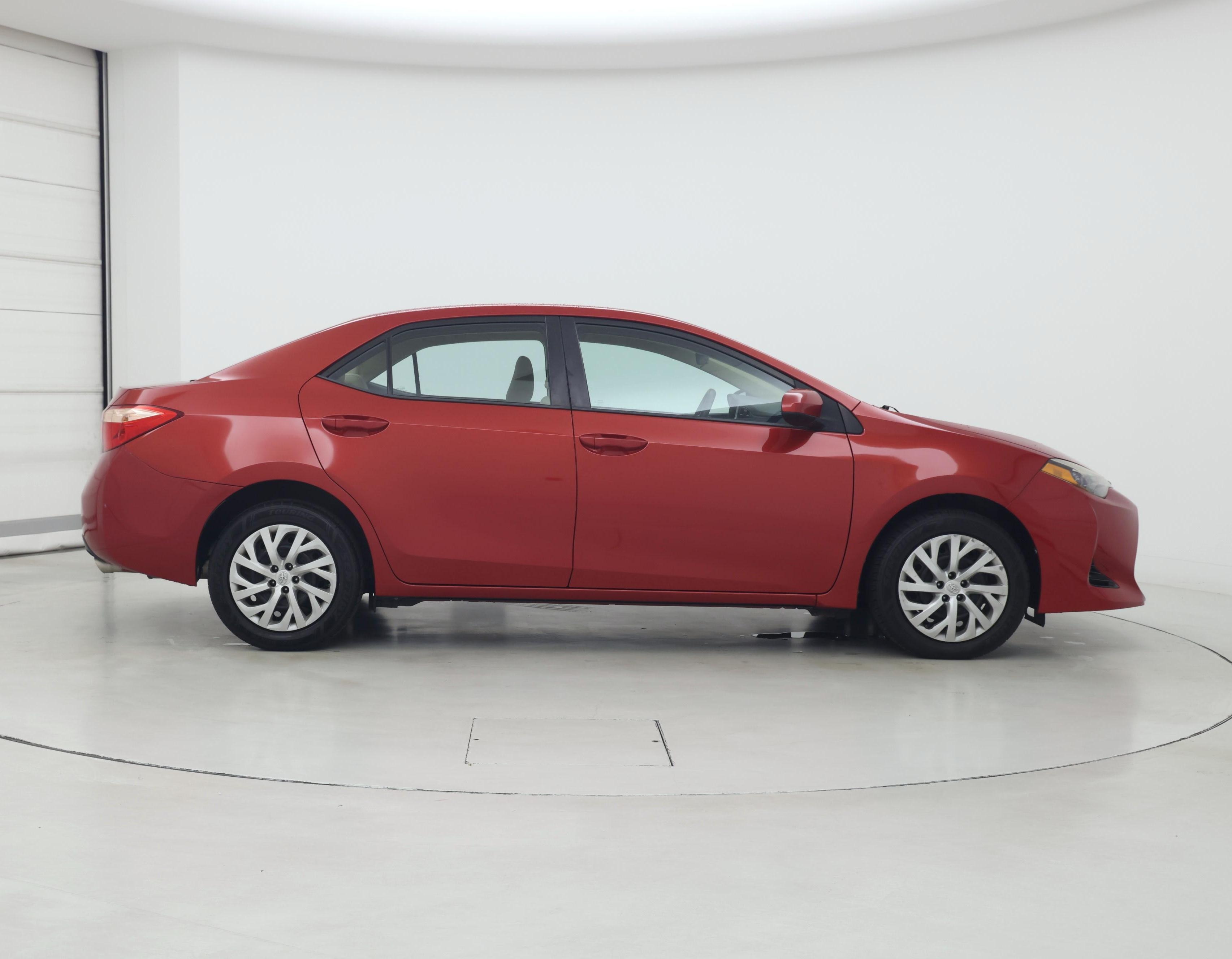 Thumbnail: 2018 Toyota Corolla - 7