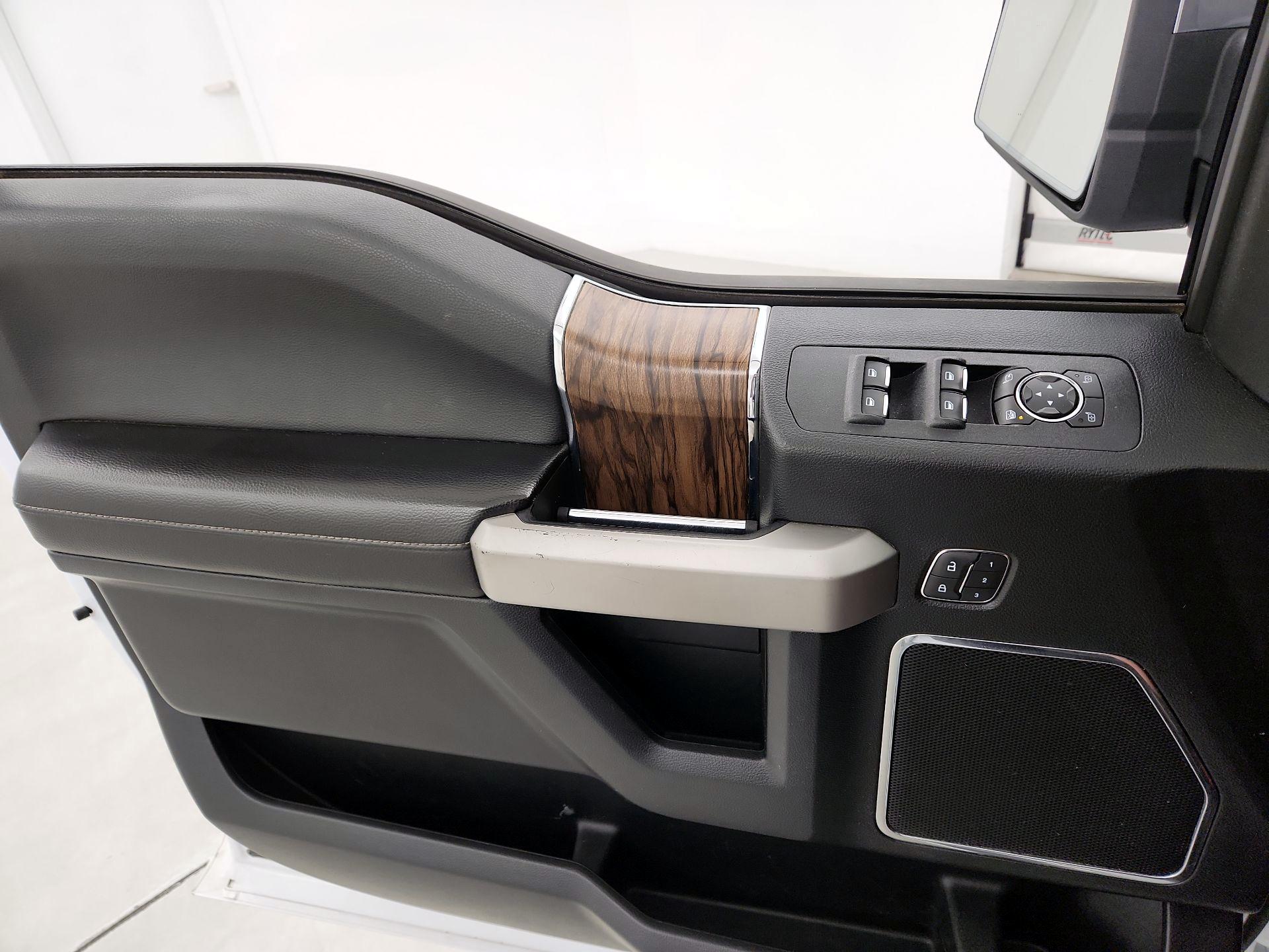Thumbnail: 2019 Ford F-150 - 12