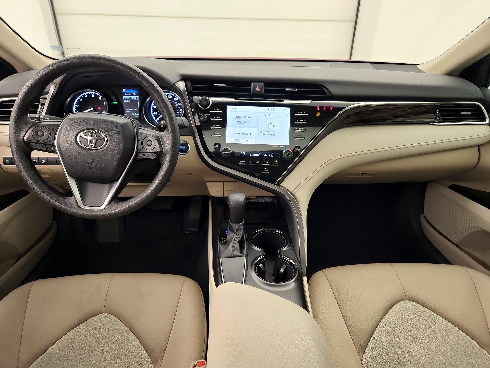 Thumbnail: 2018 Toyota Camry - 9