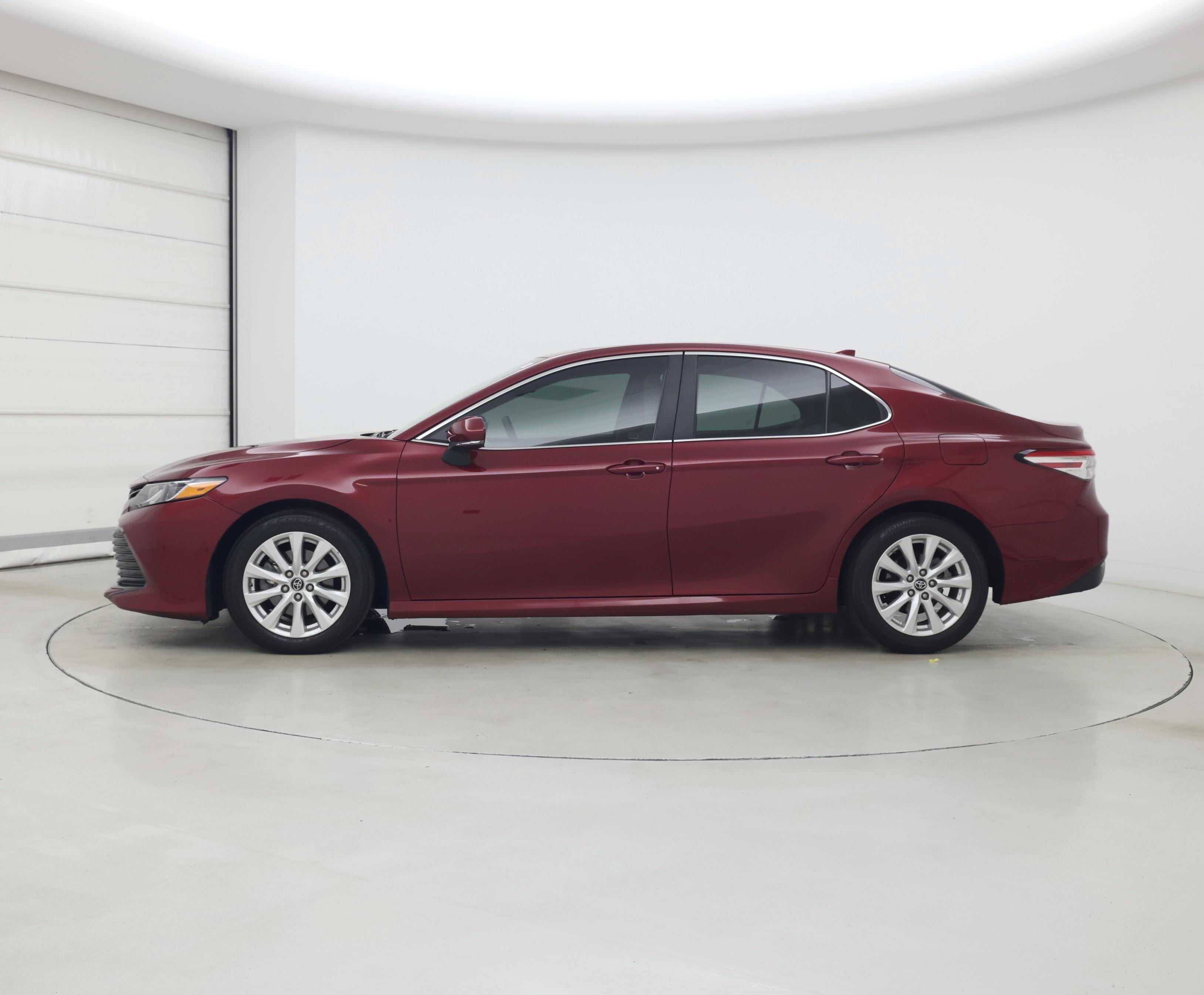 Thumbnail: 2018 Toyota Camry - 3