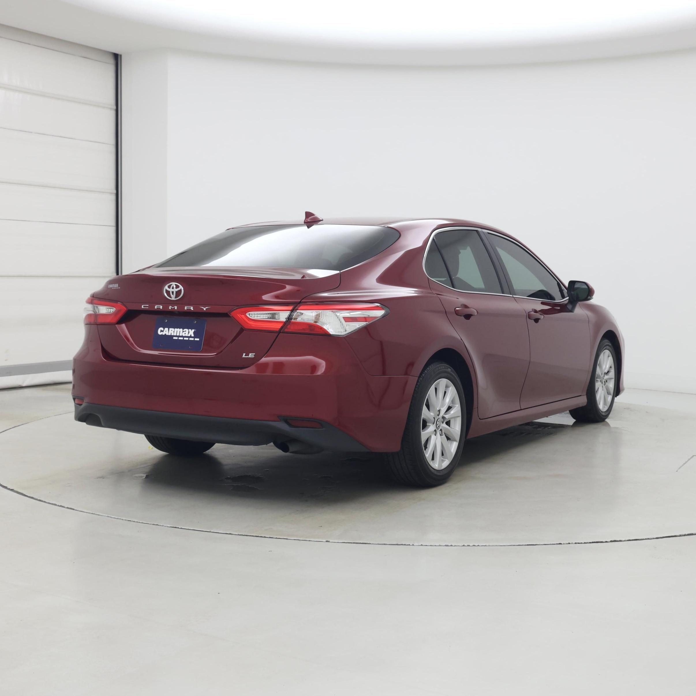 Thumbnail: 2018 Toyota Camry - 8