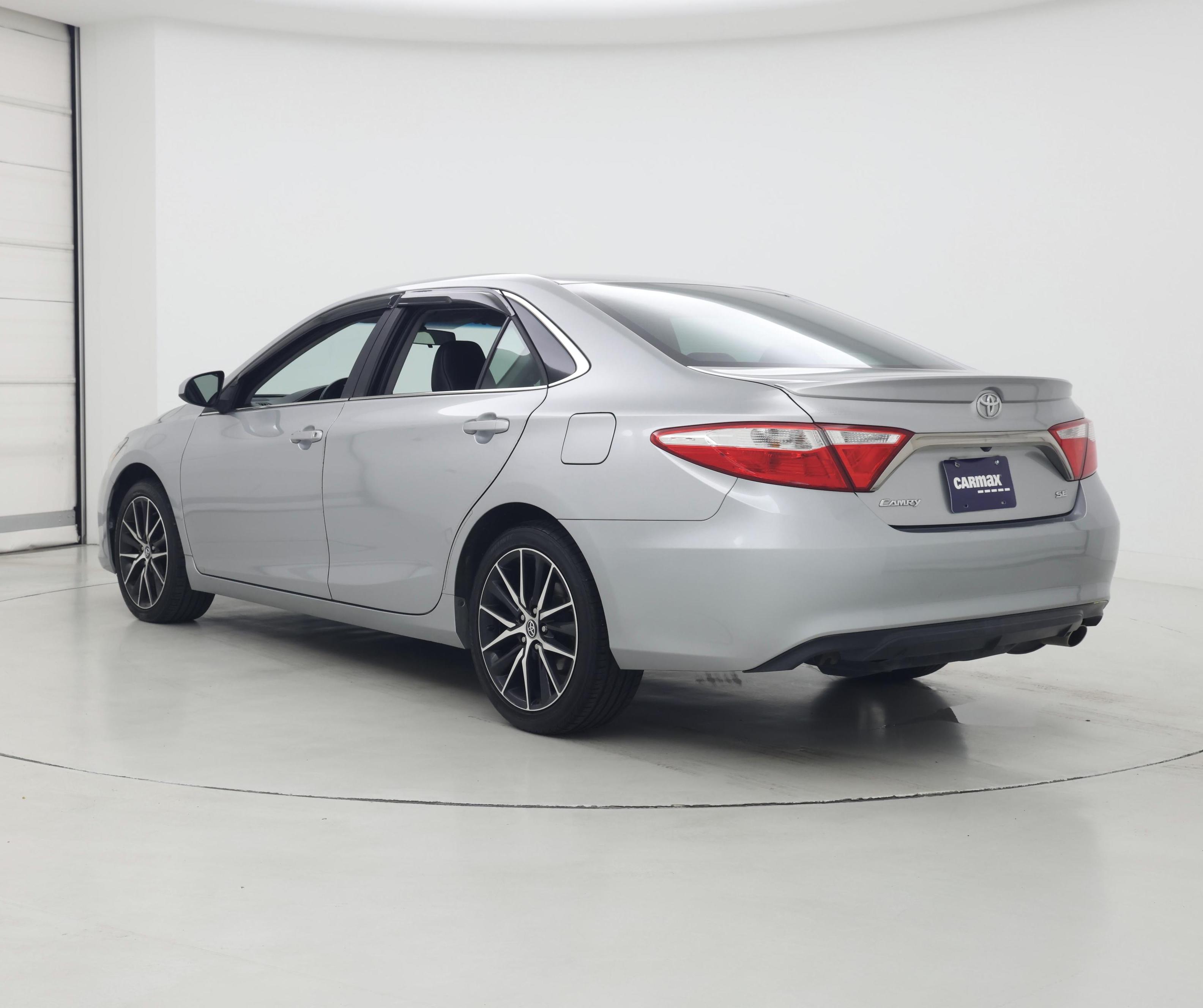 Thumbnail: 2016 Toyota Camry - 2