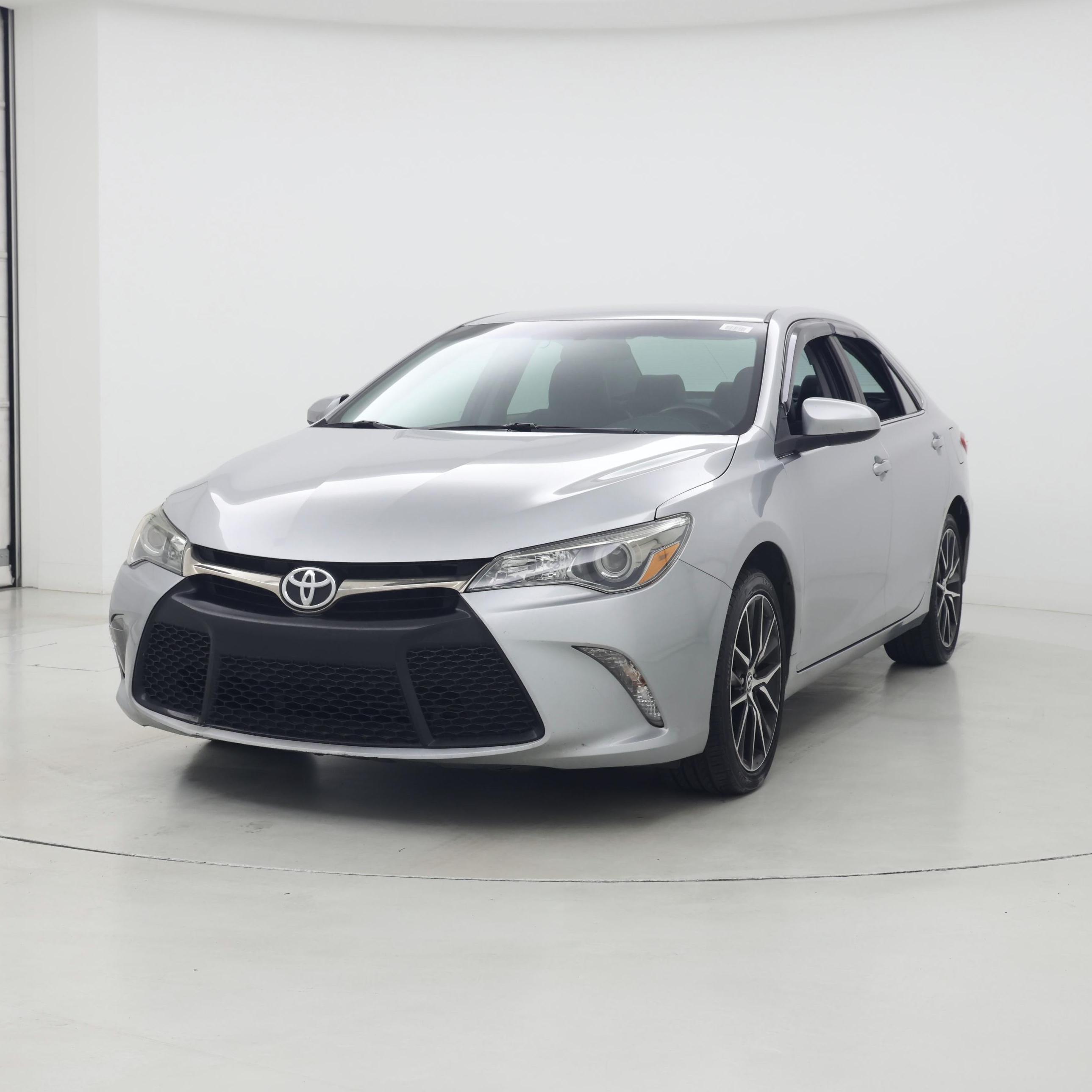 Thumbnail: 2016 Toyota Camry - 4