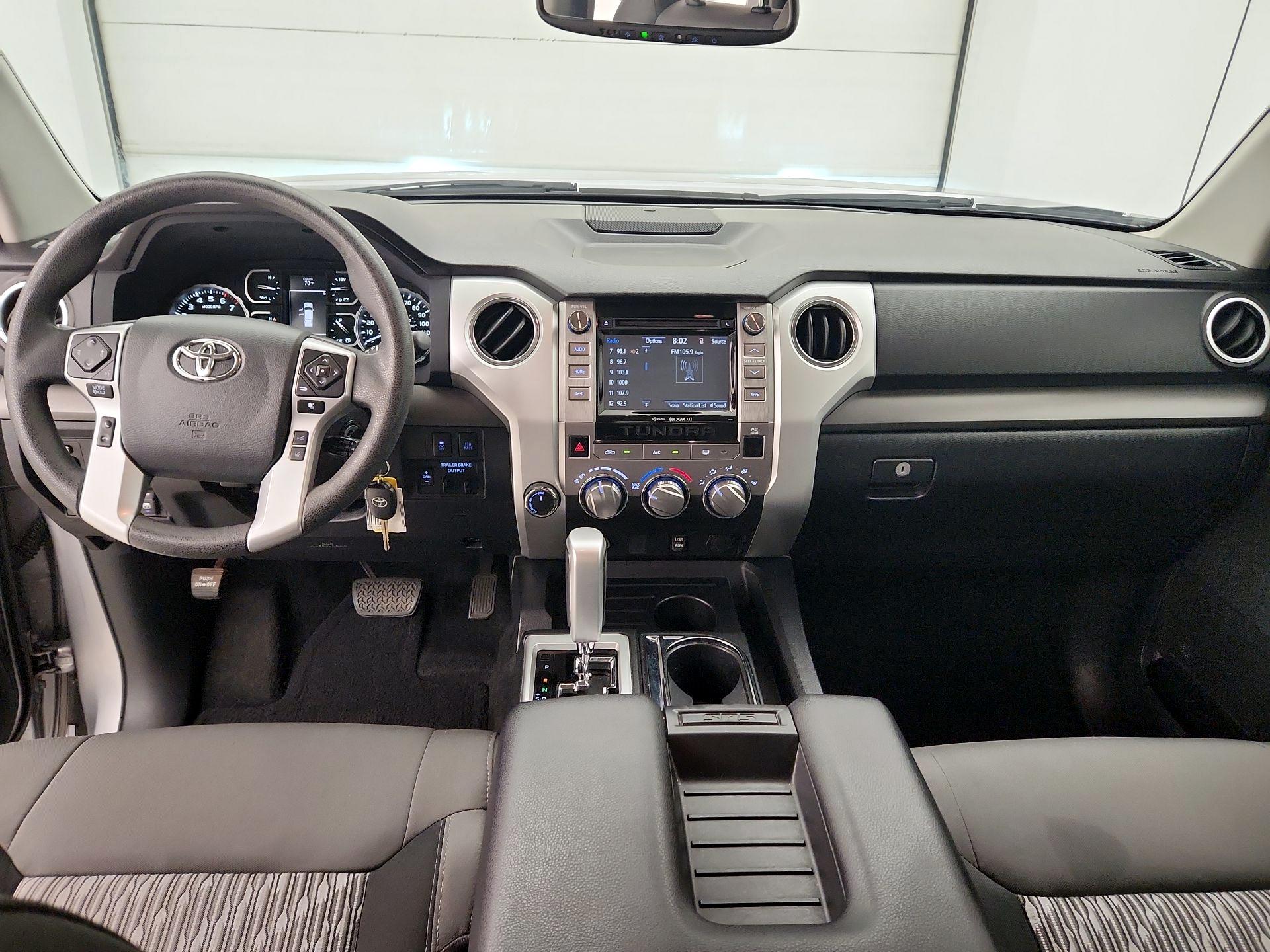Thumbnail: 2018 Toyota Tundra - 9