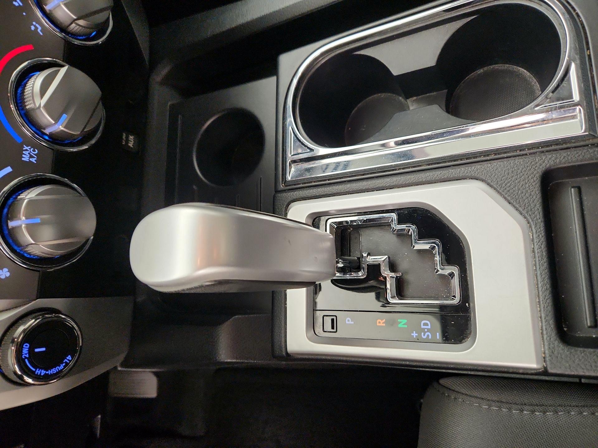 Thumbnail: 2018 Toyota Tundra - 17