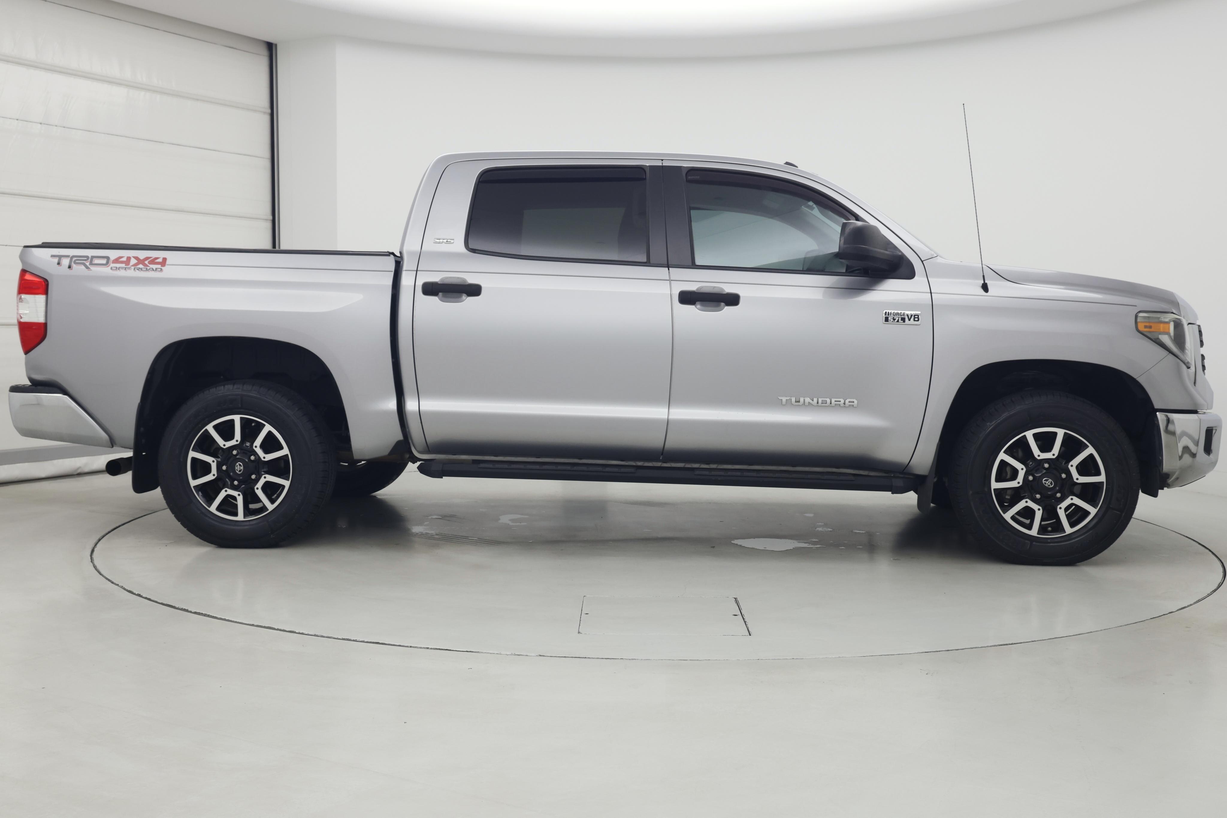 Thumbnail: 2018 Toyota Tundra - 7