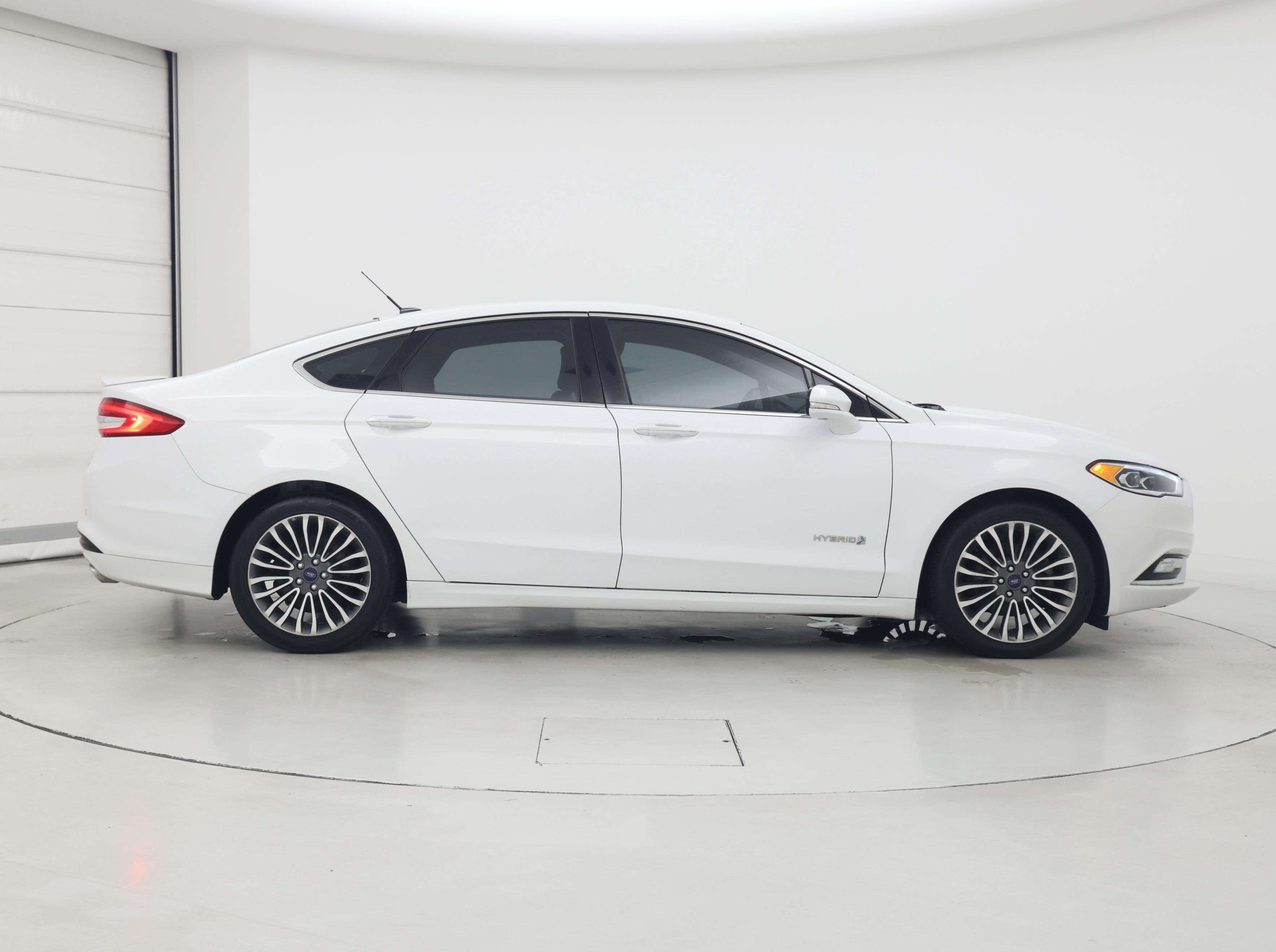 Thumbnail: 2017 Ford Fusion - 7