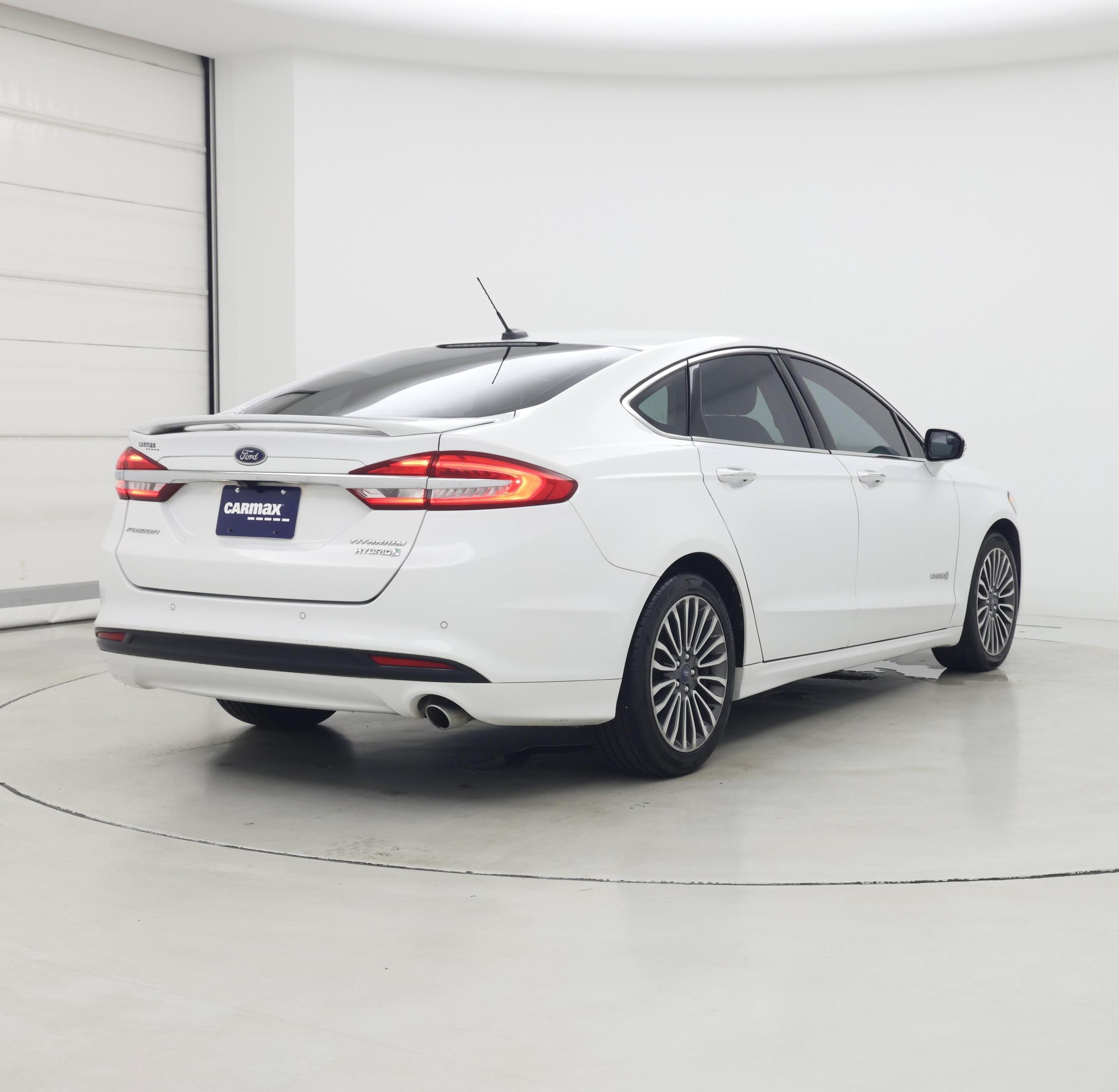 Thumbnail: 2017 Ford Fusion - 8