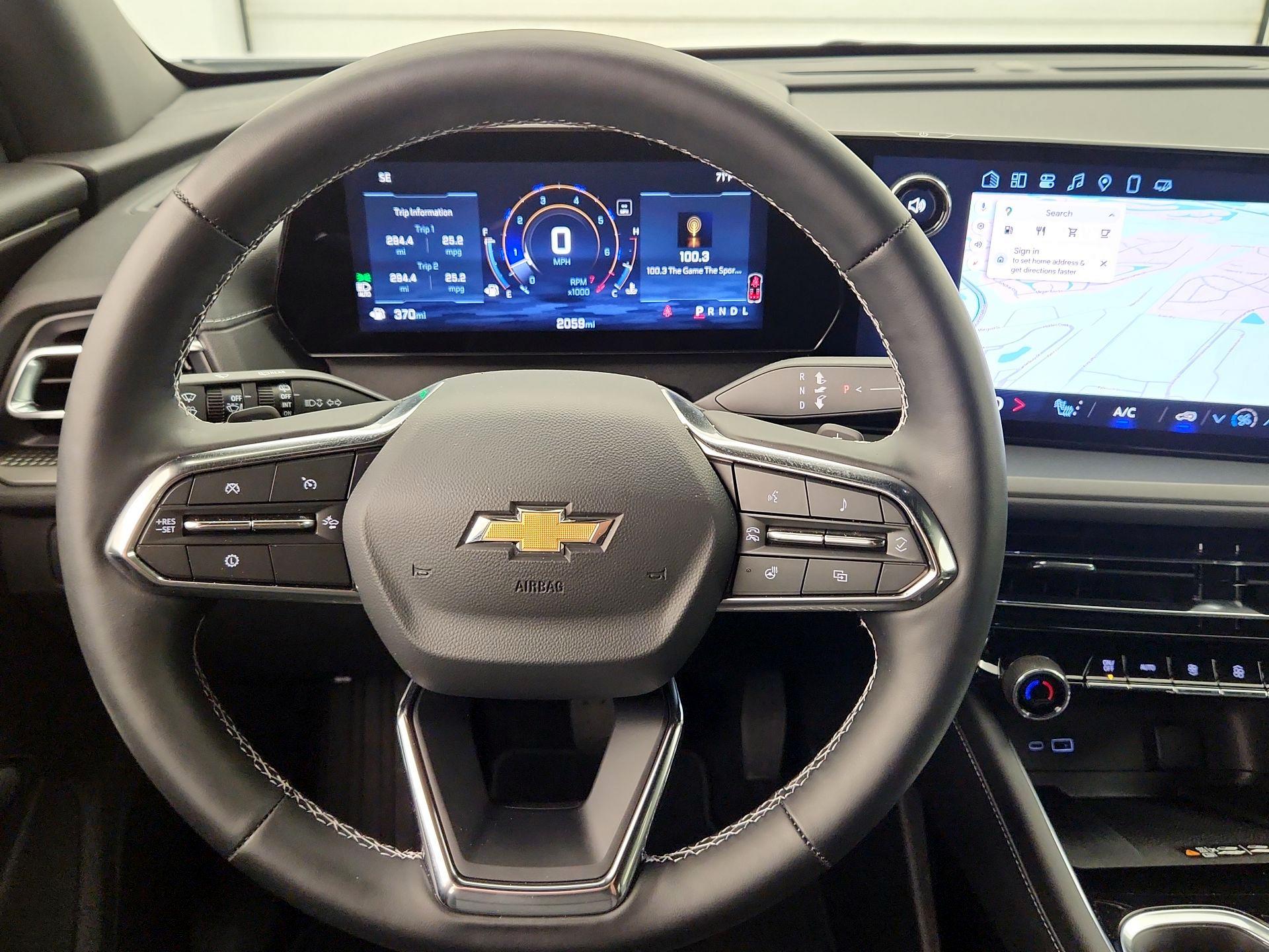 Thumbnail: 2025 Chevrolet Traverse - 10