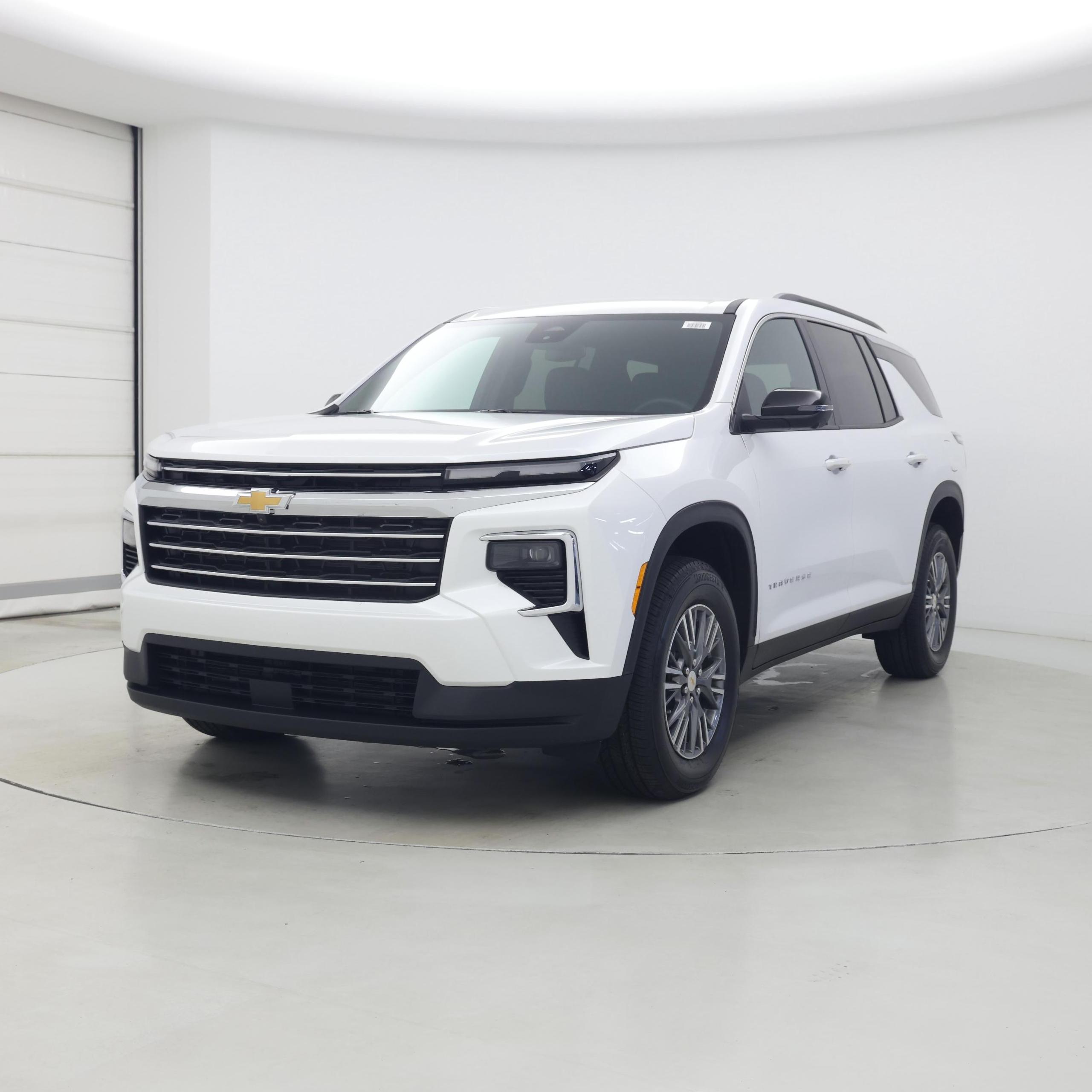 Thumbnail: 2025 Chevrolet Traverse - 4