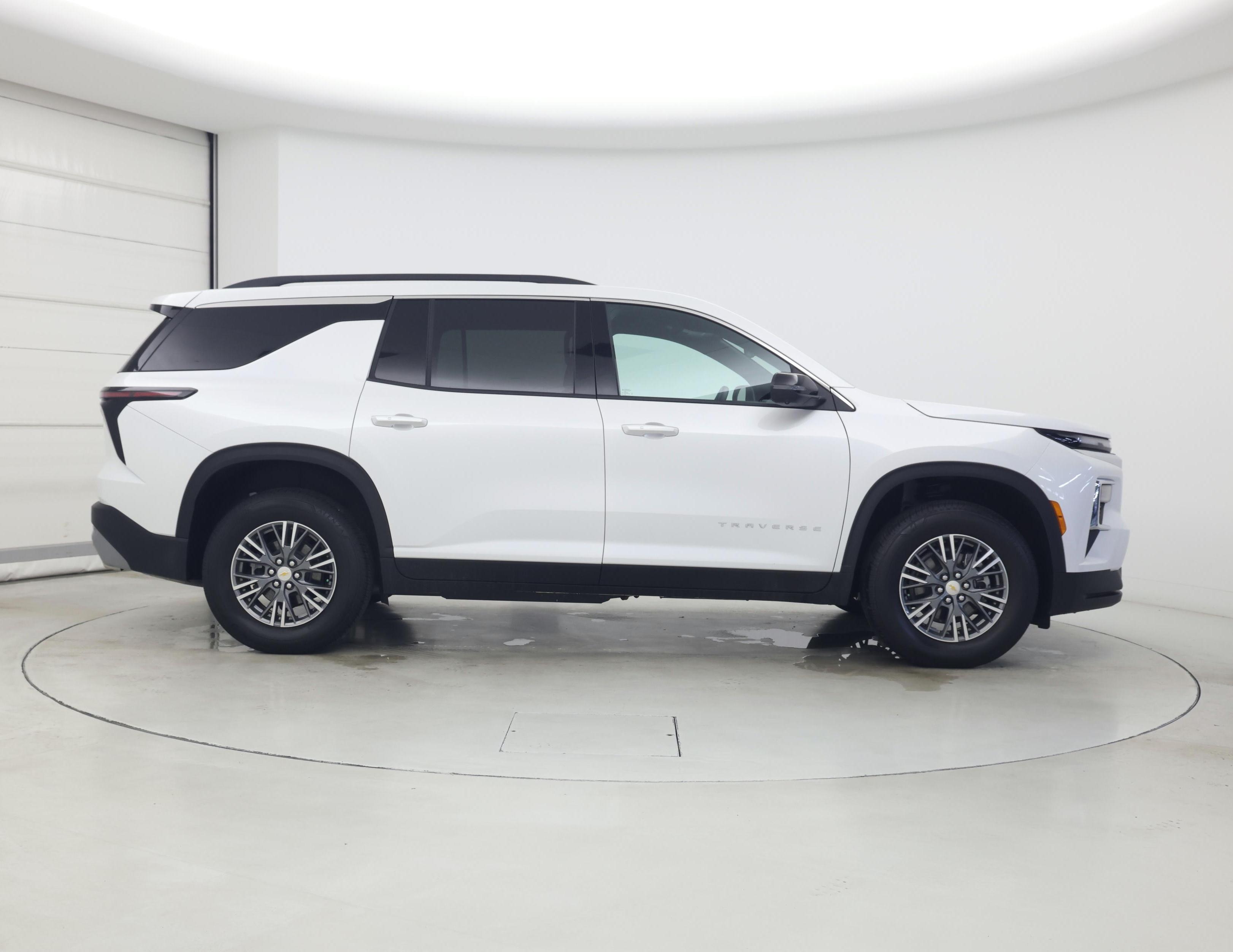 Thumbnail: 2025 Chevrolet Traverse - 7