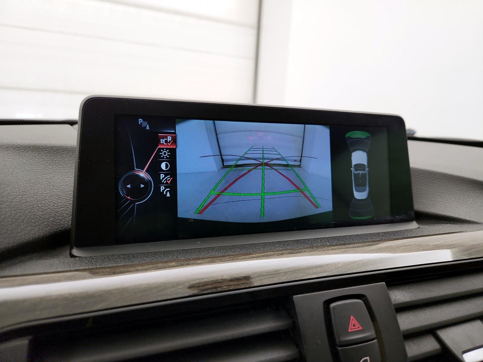 Thumbnail: 2015 BMW 4 Series - 15