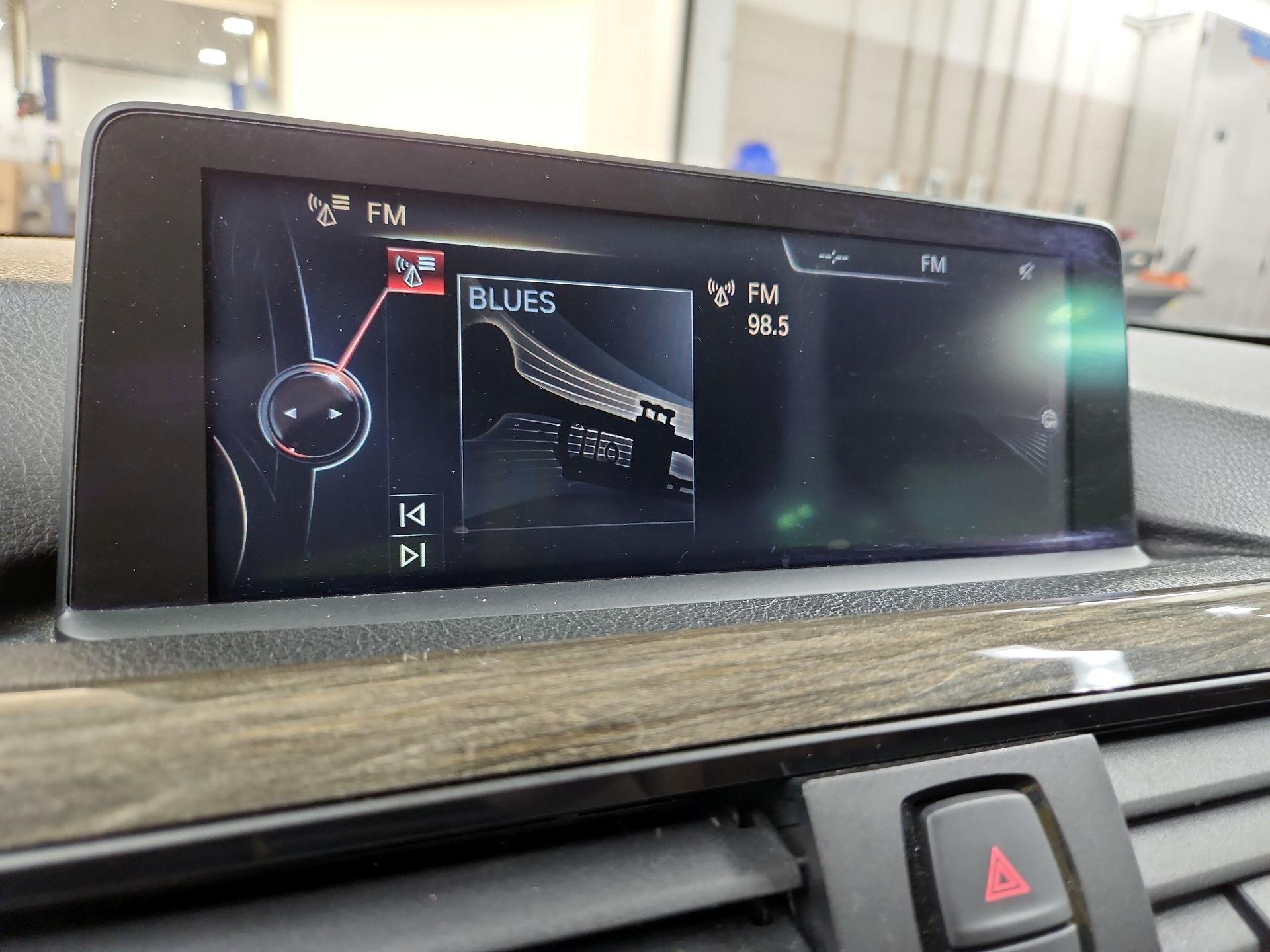 Thumbnail: 2015 BMW 4 Series - 16
