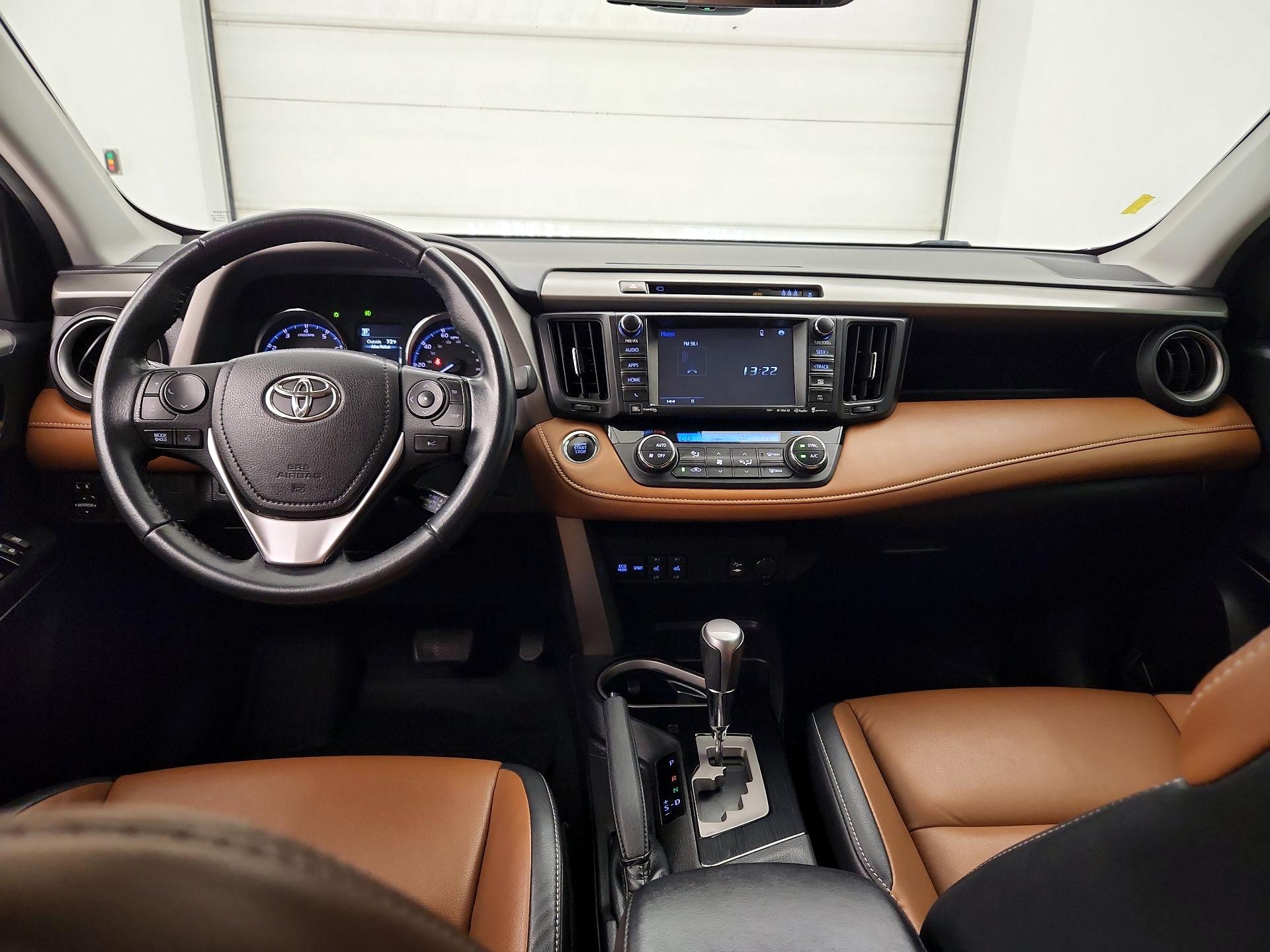 Thumbnail: 2018 Toyota RAV4 - 9