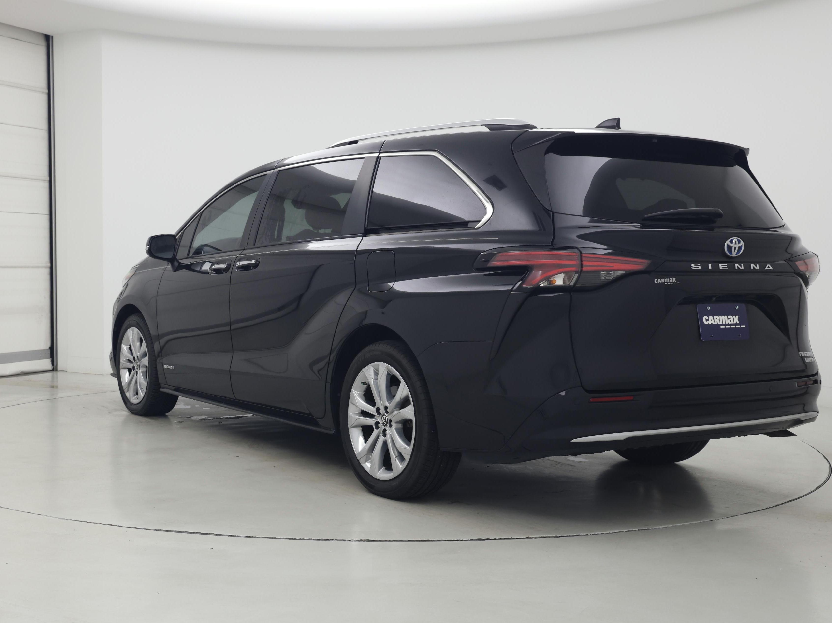 Thumbnail: 2021 Toyota Sienna - 2