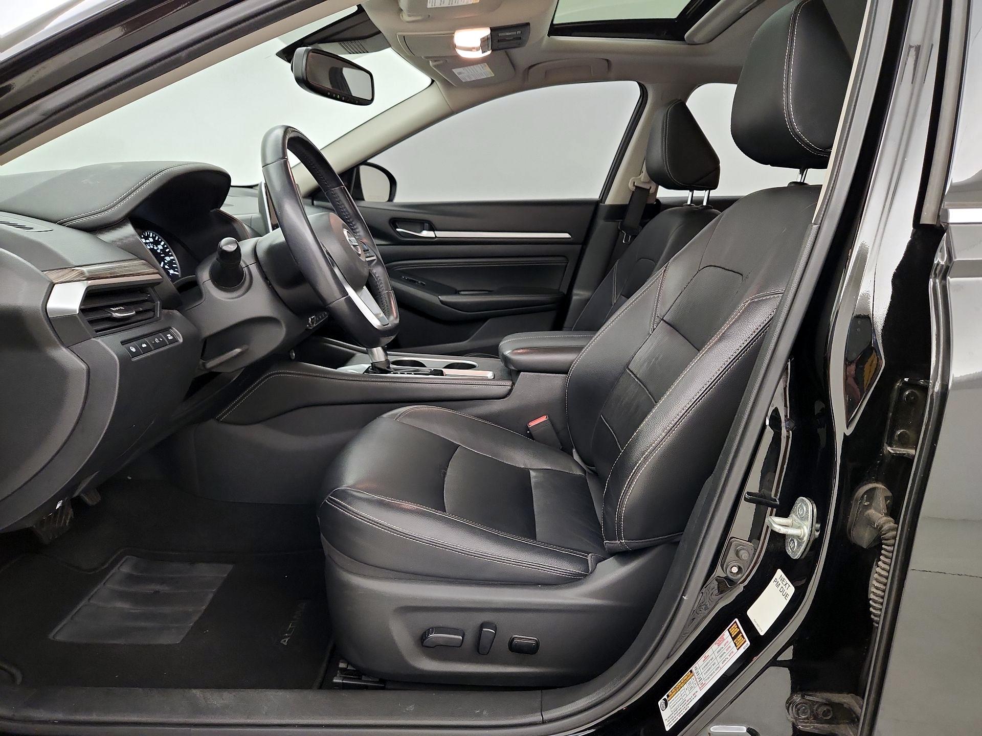 Thumbnail: 2019 Nissan Altima - 11
