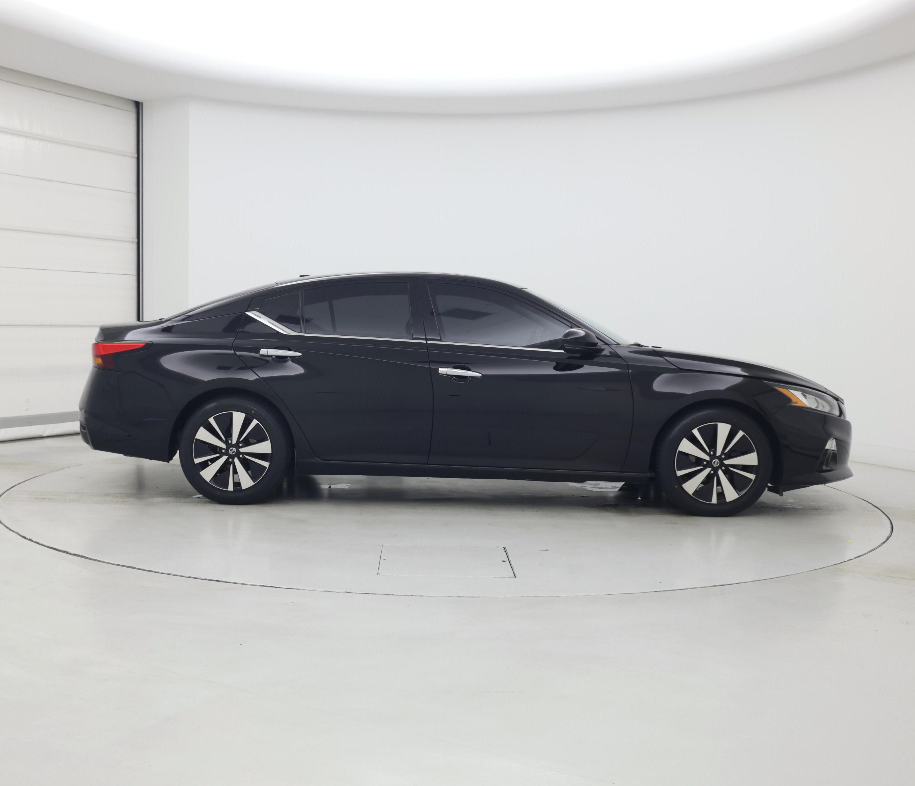 Thumbnail: 2019 Nissan Altima - 7